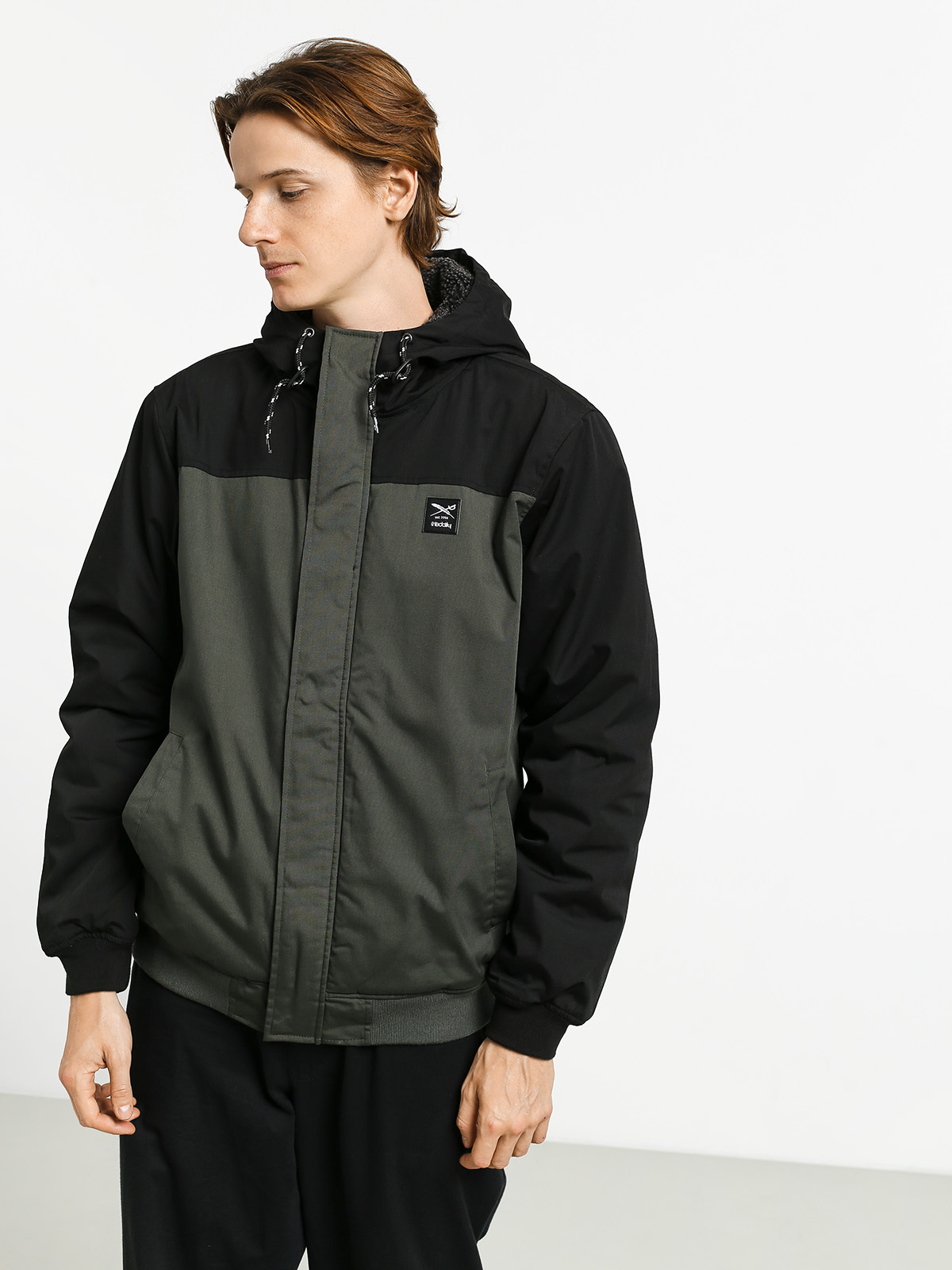Iriedaily u042fu043au0435 Iriesegler (black olive)