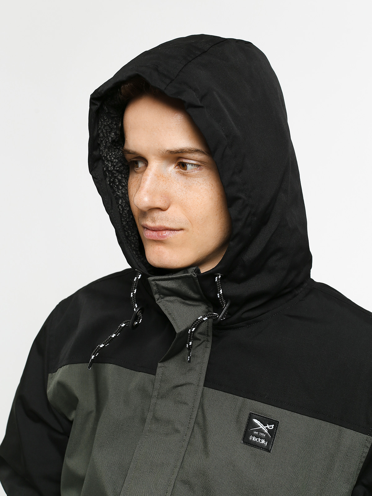 Iriedaily Яке Iriesegler (black olive)