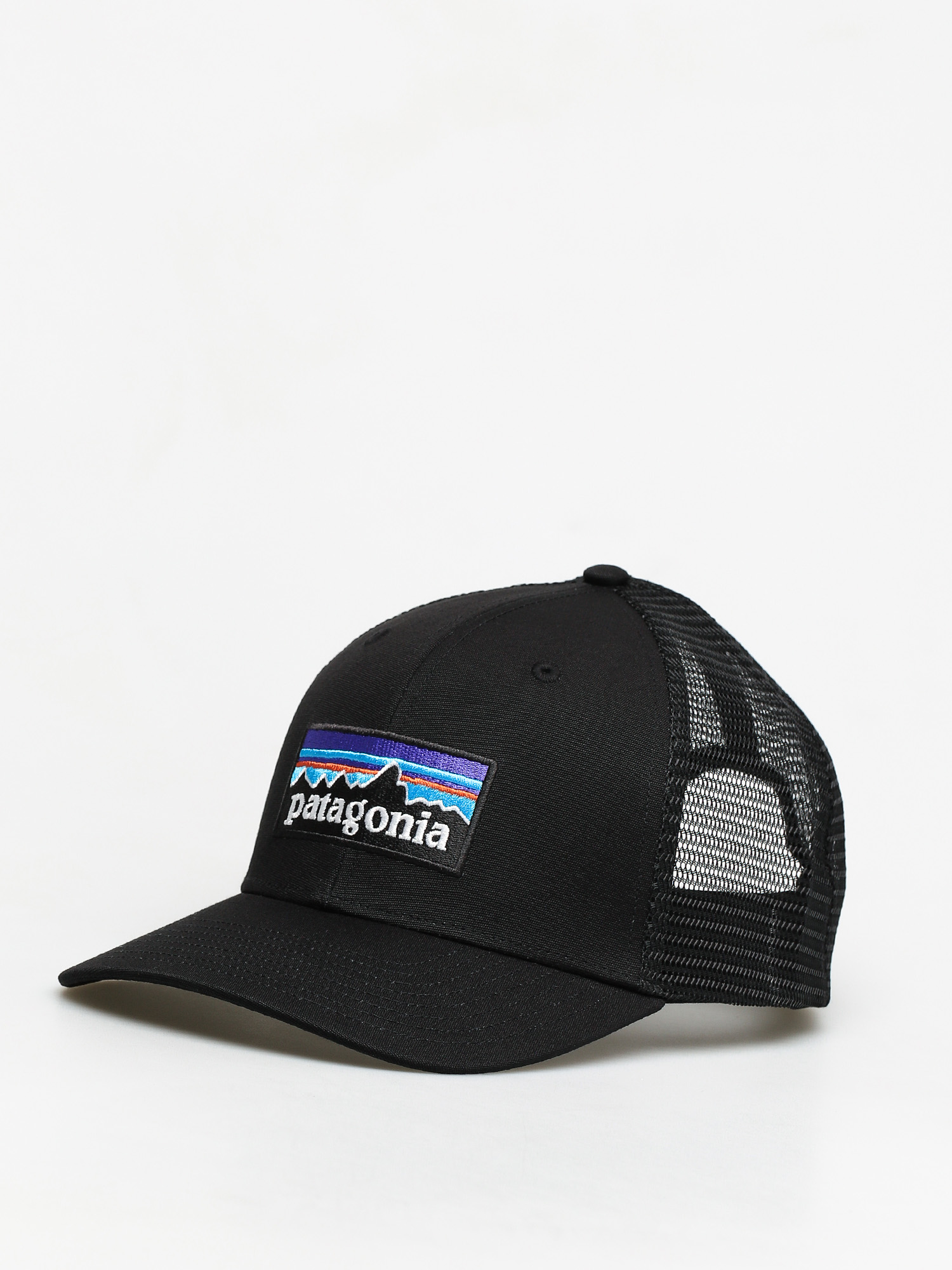 u0428u0430u043fu043au0430 u0441 u043au043eu0437u0438u0440u043au0430 Patagonia P6 Logo Trucker ZD (black)