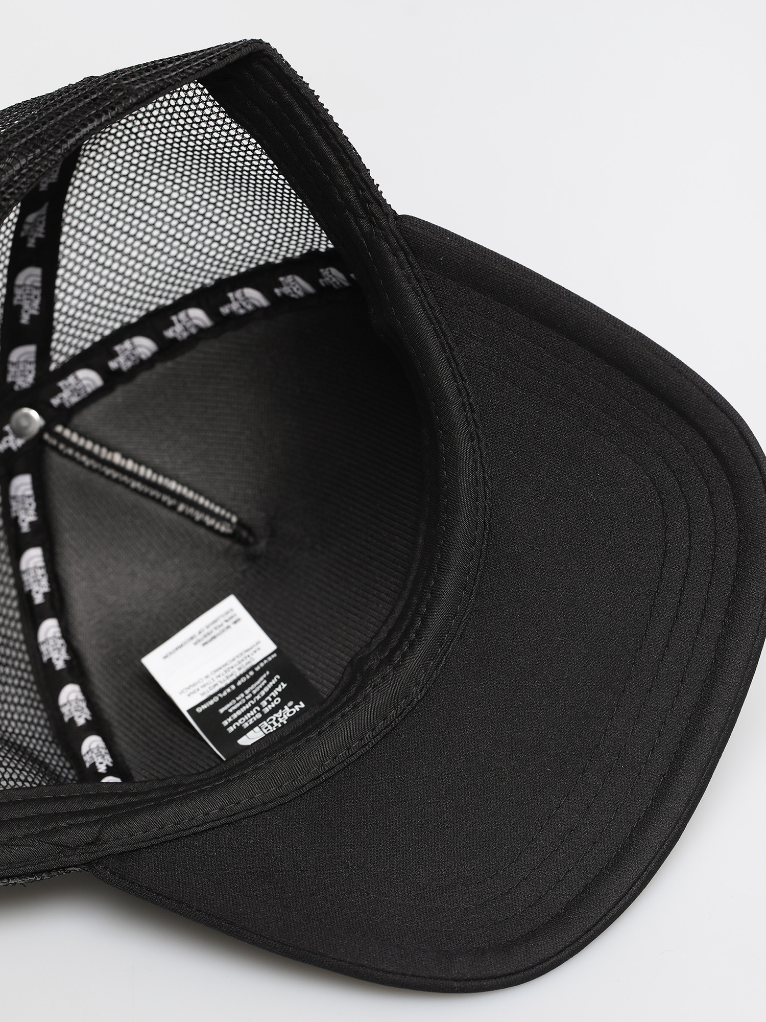 Шапка с козирка The North Face TNF Logo Trucker ZD (tnf black/tnf white)