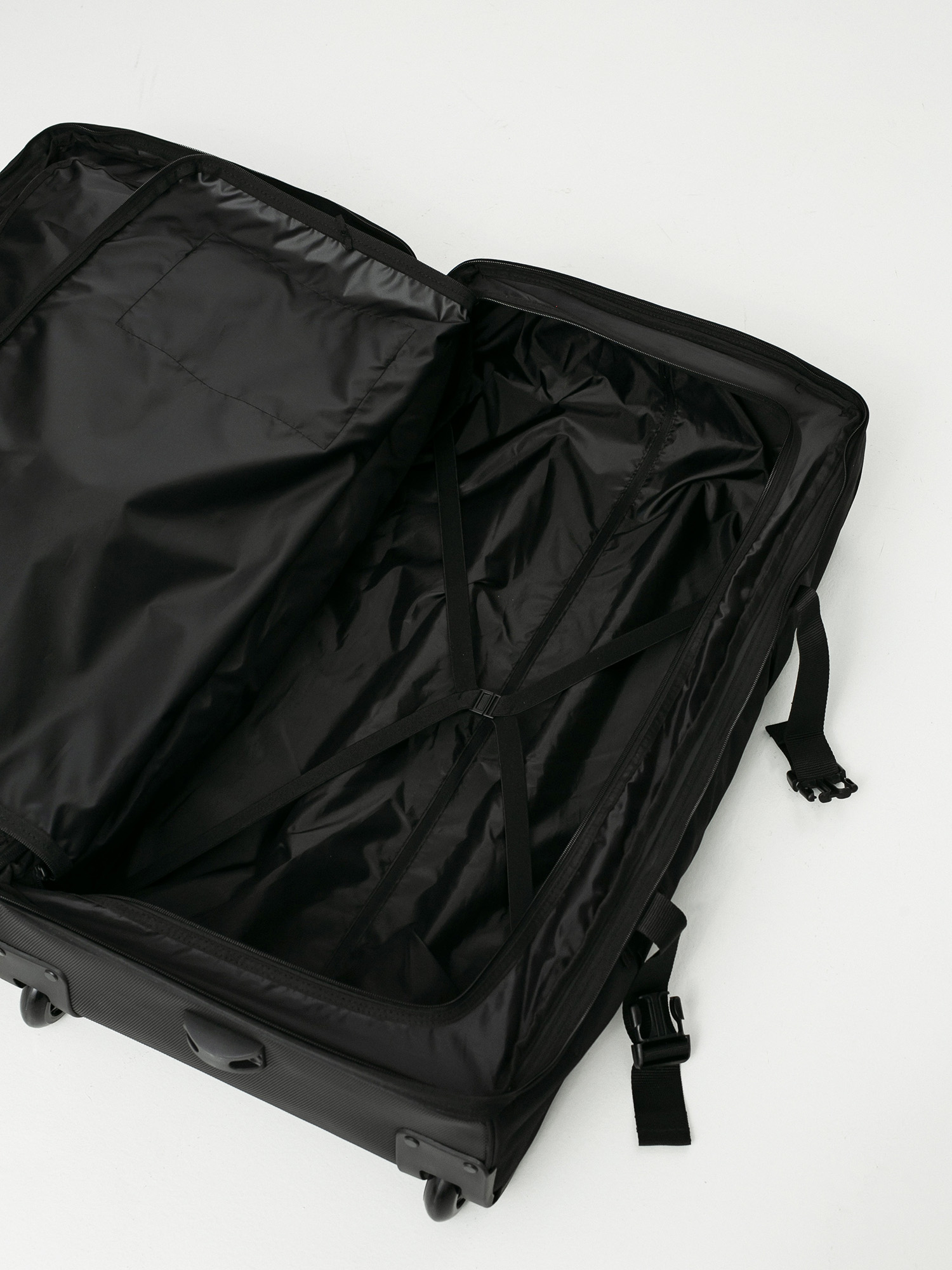 Куфар Eastpak Tranverz L (black)