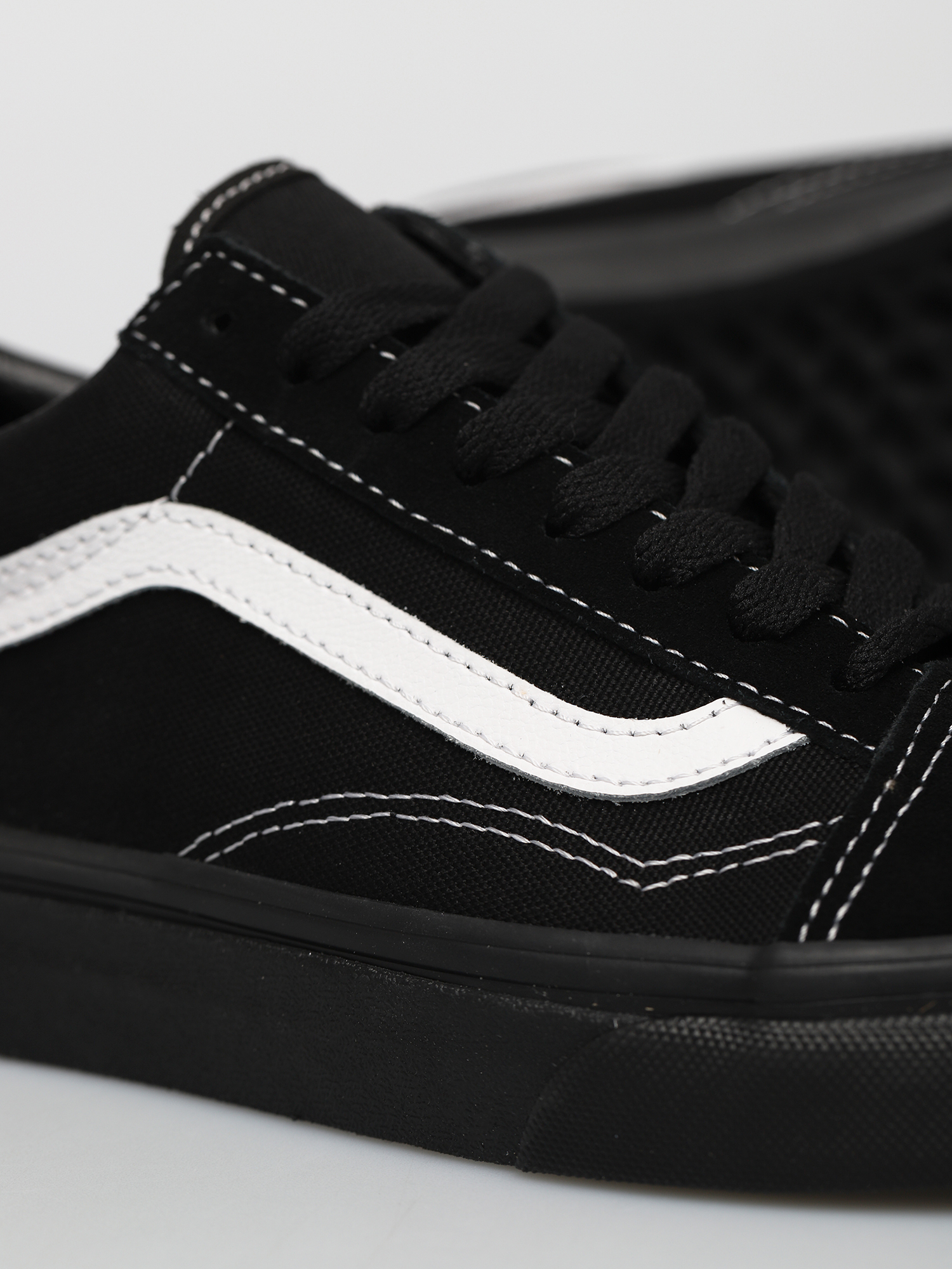 Обувки Vans Old Skool (suede/canvas black/black/true white)