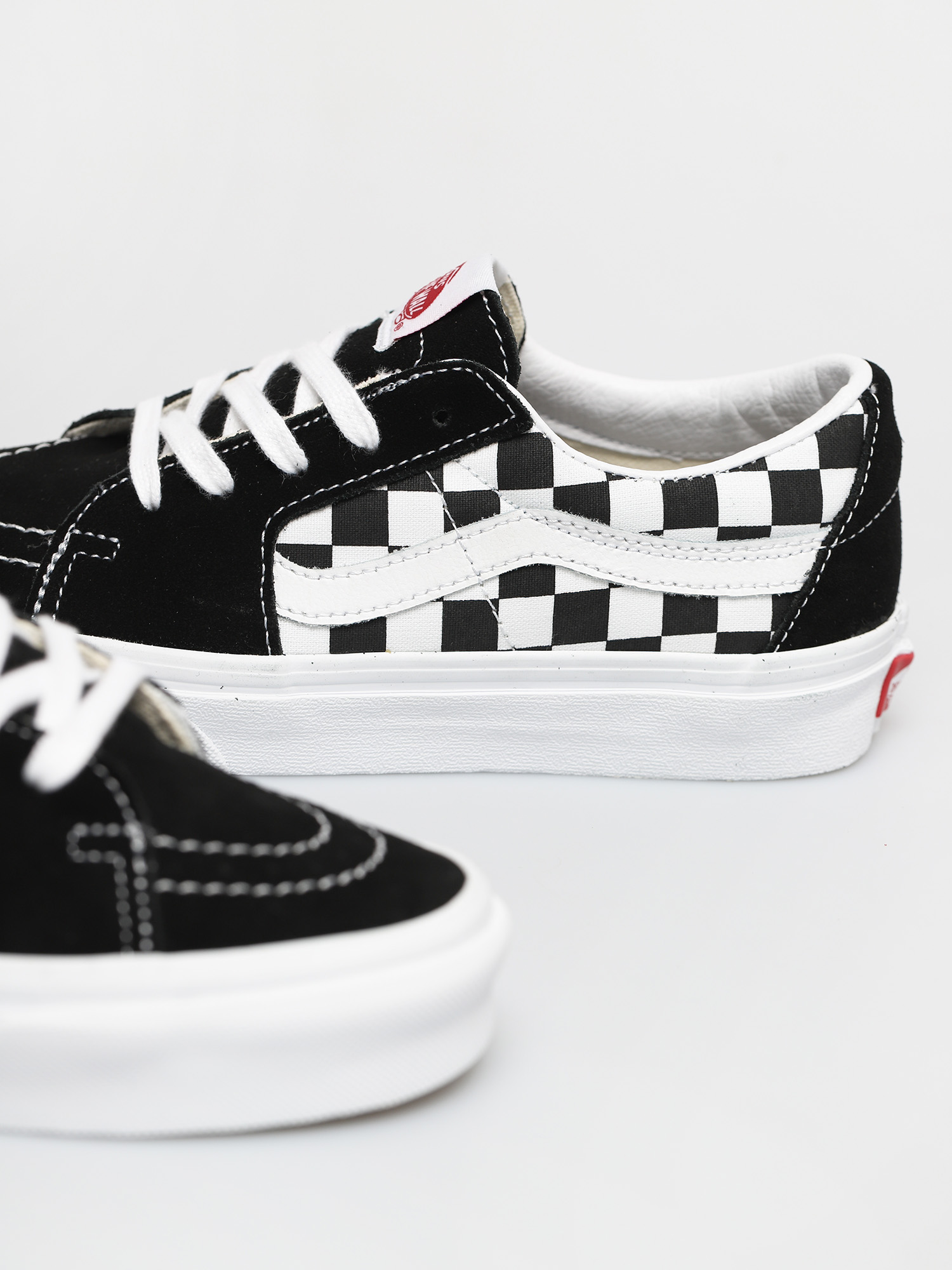 Обувки Vans Sk8 Low (canvas/suede black/checkerboard)