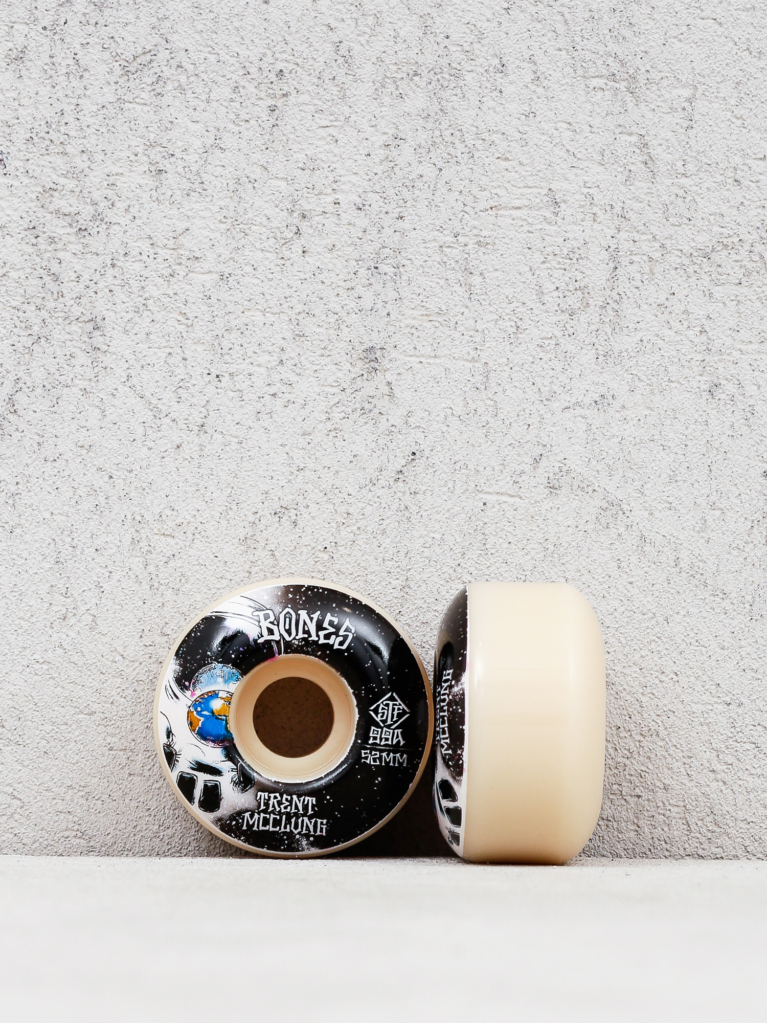 Колелца Bones McClung Unknown STF V1 Standard 99A (white/multi)