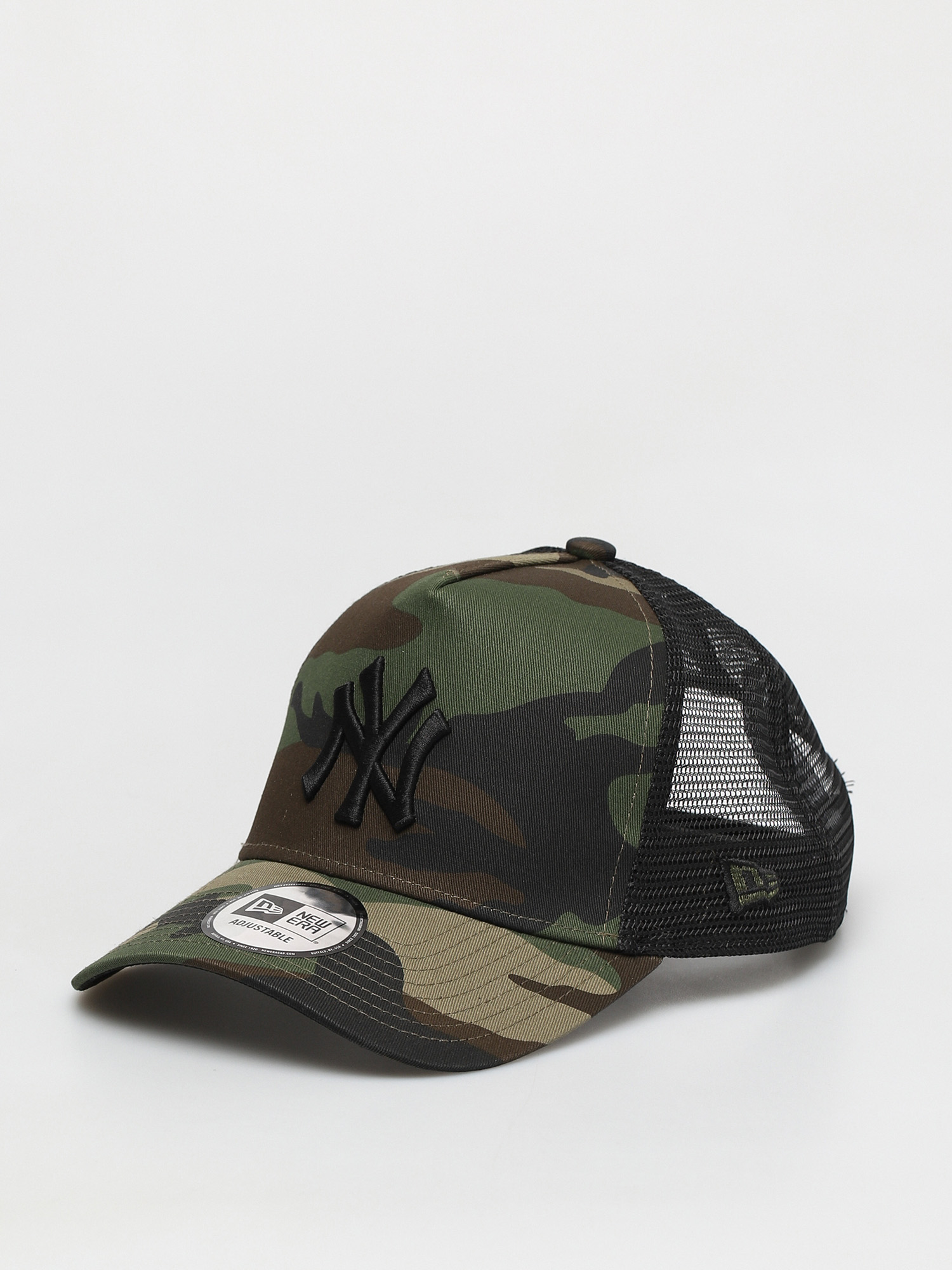 u0428u0430u043fu043au0430 u0441 u043au043eu0437u0438u0440u043au0430 New Era Clean Trucker New York Yankees ZD (green med)