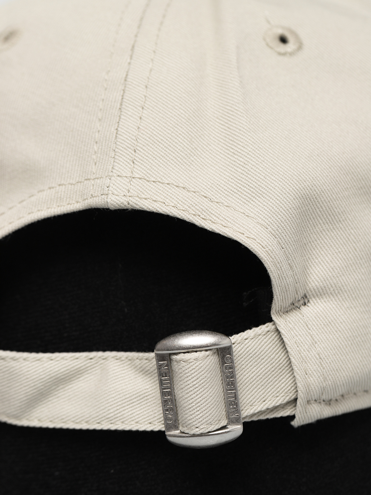 Шапка с козирка New Era League Essential 9Forty New York Yankees ZD (med beige)