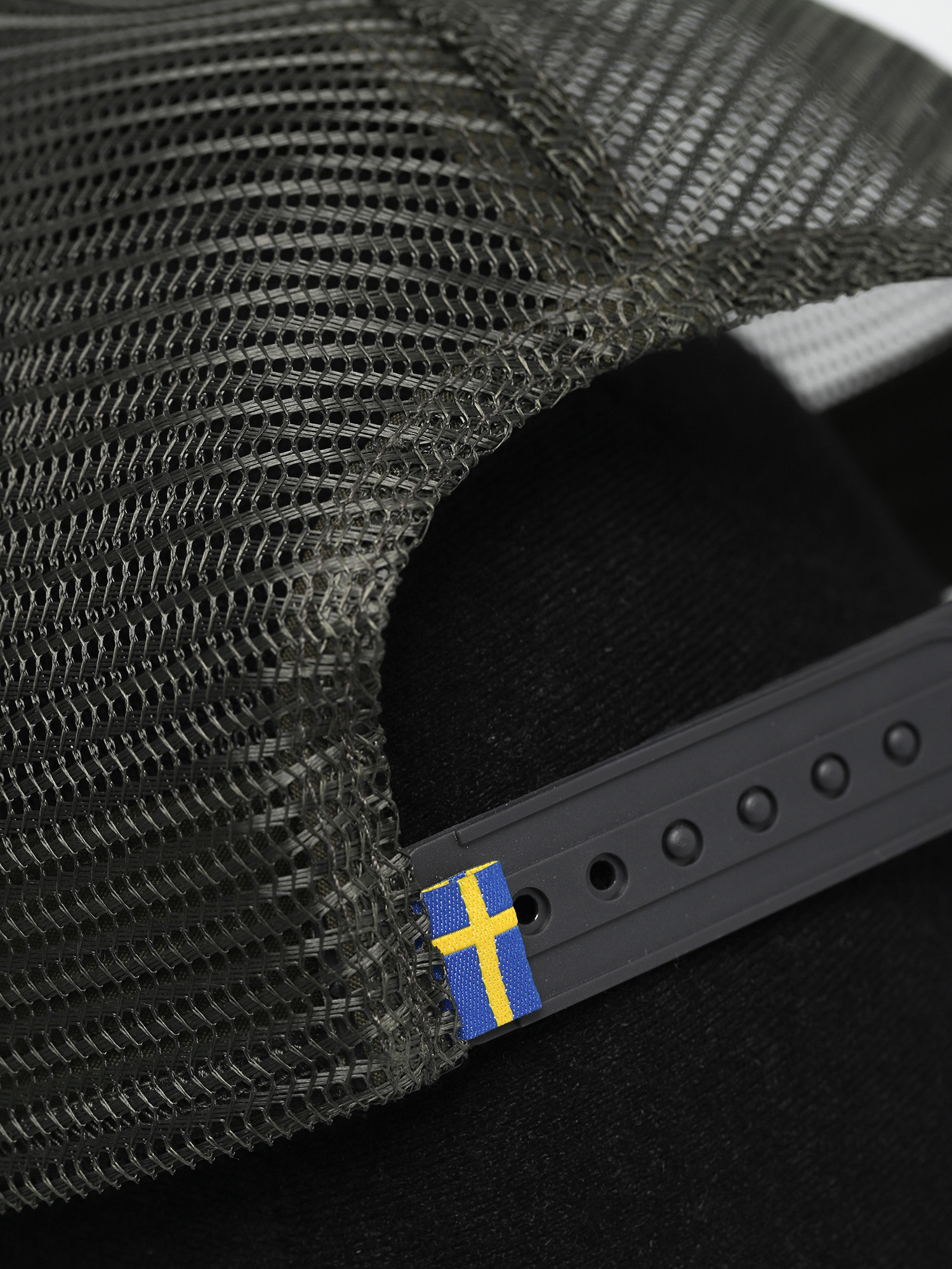 Fjallraven Шапка с козирка 1960 Logo Langtradarkeps ZD (deep forest)