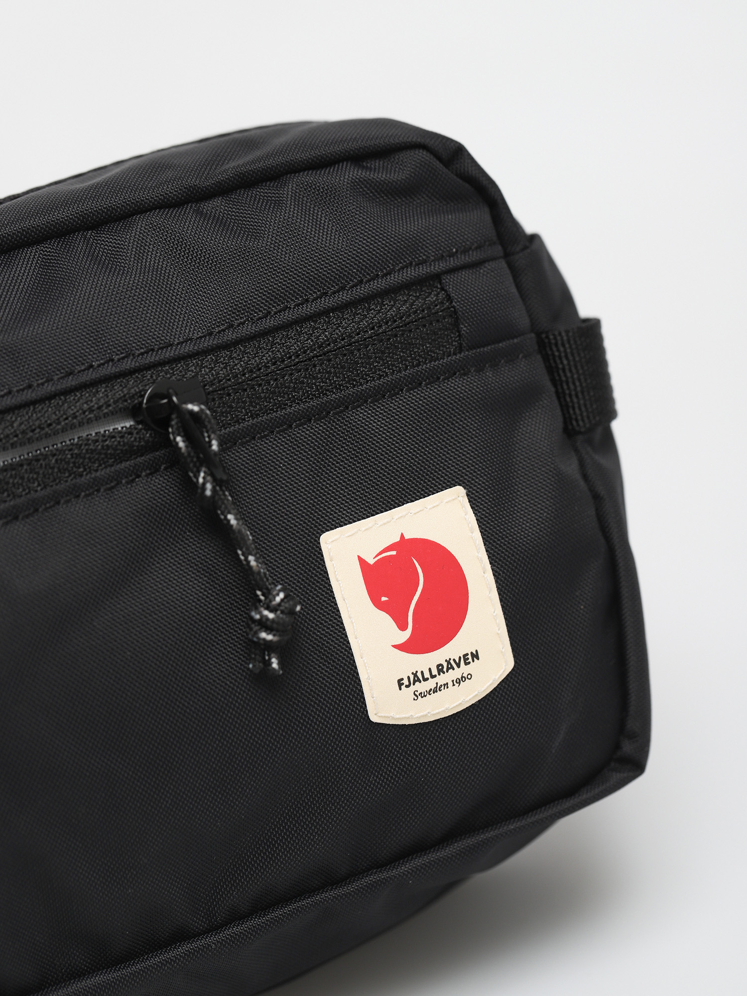 Чантичка за кръст Fjallraven High Coast Hip Pack (black)