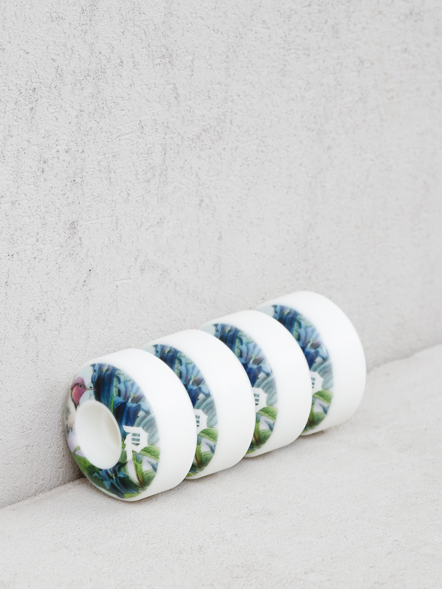 Колелца Primitive Humming (white)