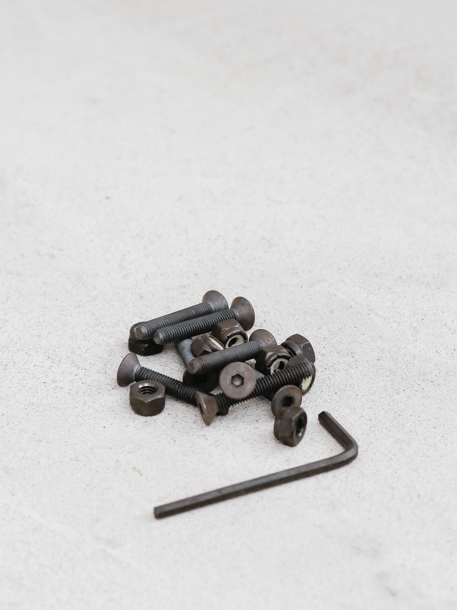 Винтове Phantom Allen Hardware