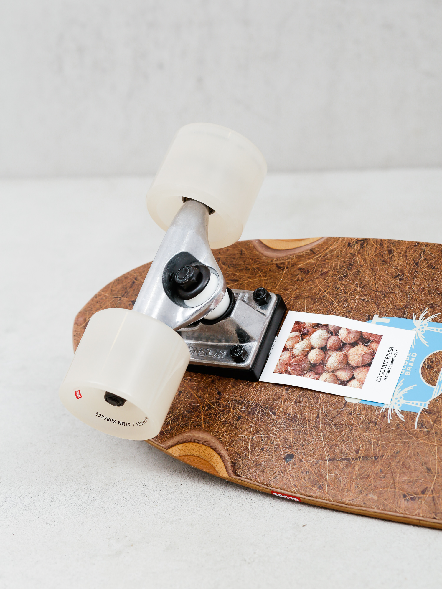 Крузер Globe Blazer (coconut/sky)