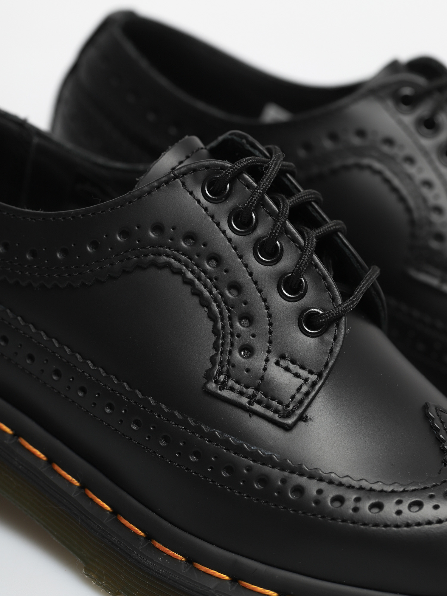 Dr. Martens Обувки 3989 Brogue (Black)