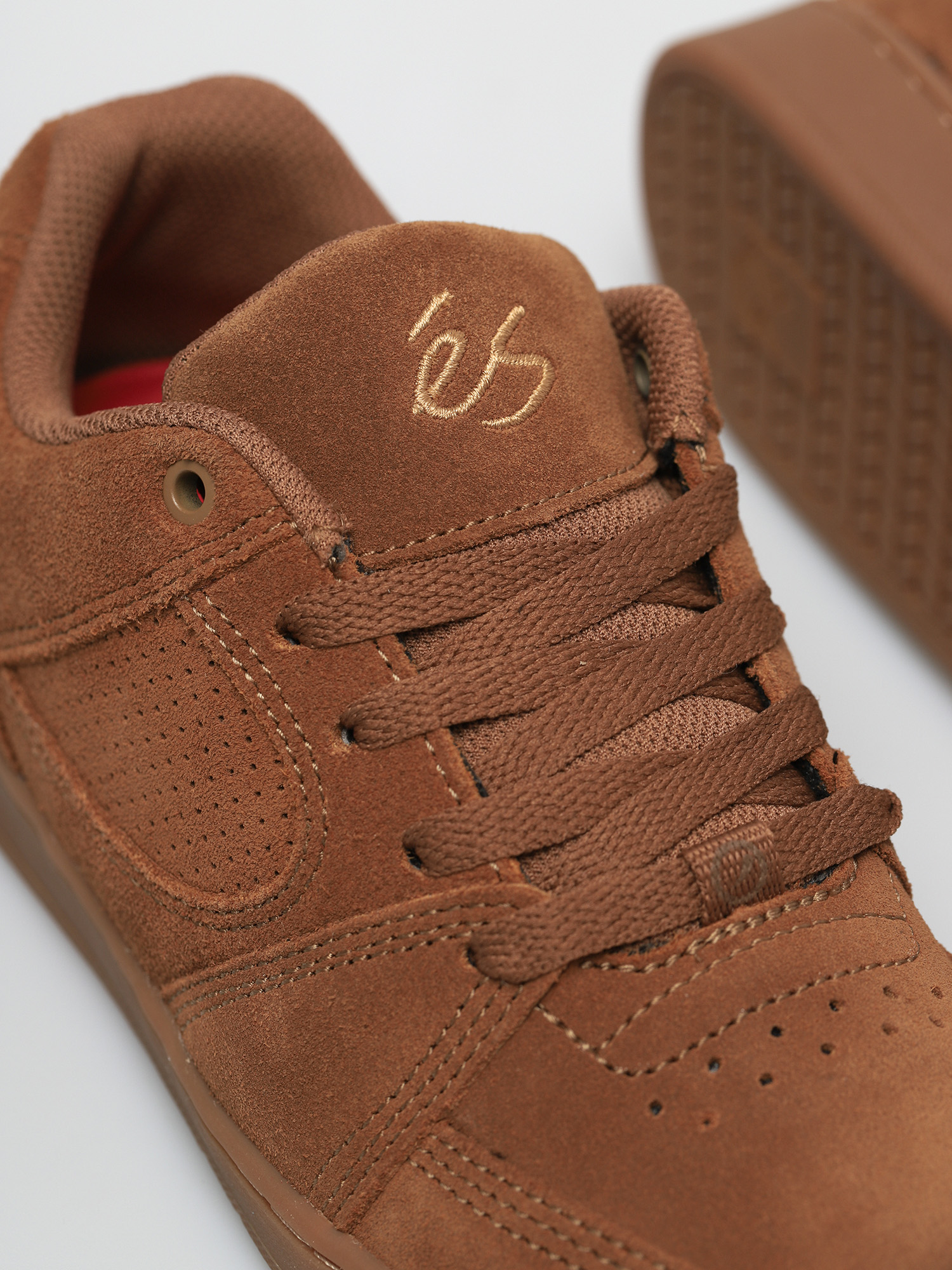 Обувки eS Accel Slim (brown/gum)