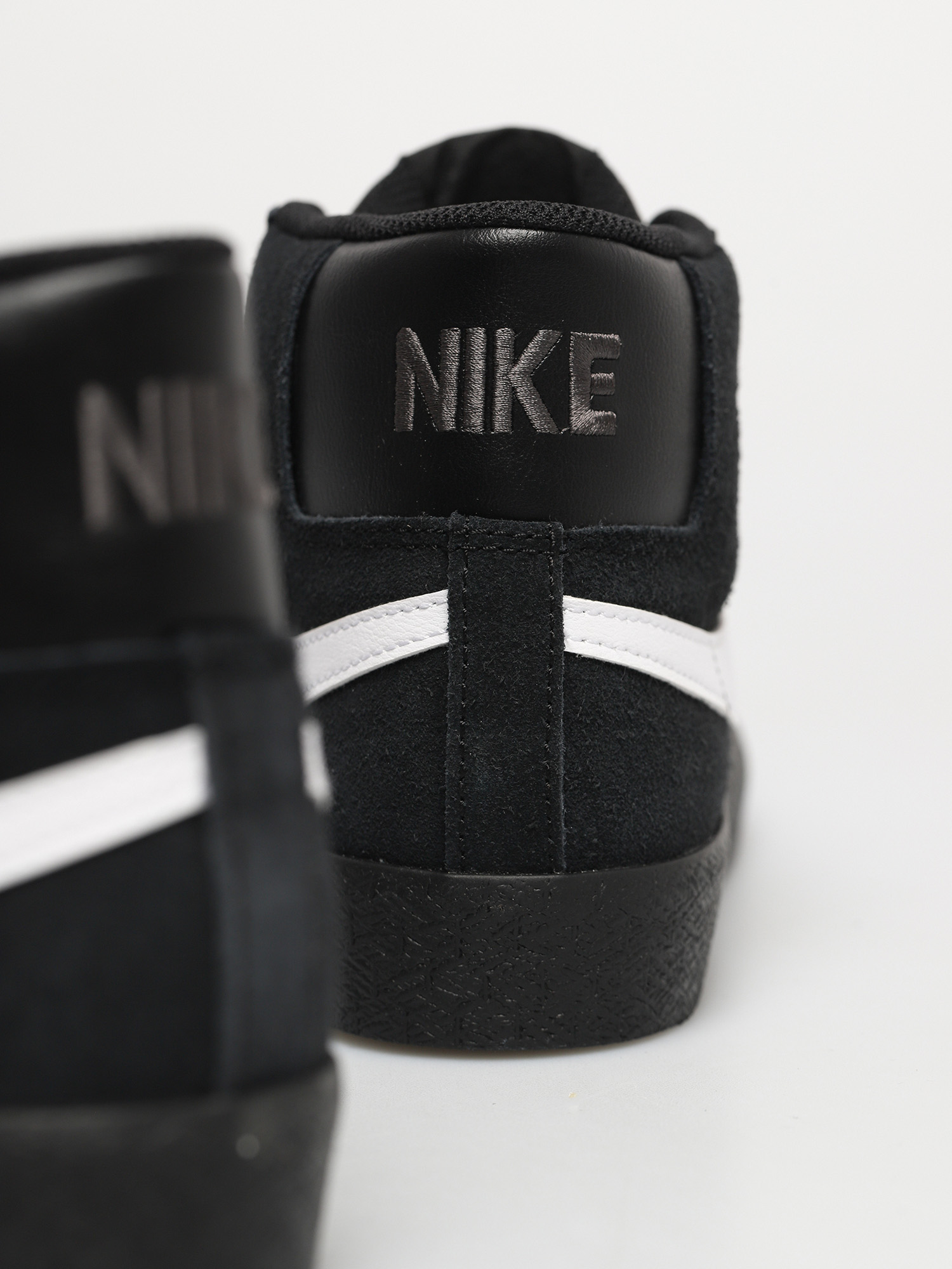 Nike SB Обувки Zoom Blazer Mid (black/white black black)