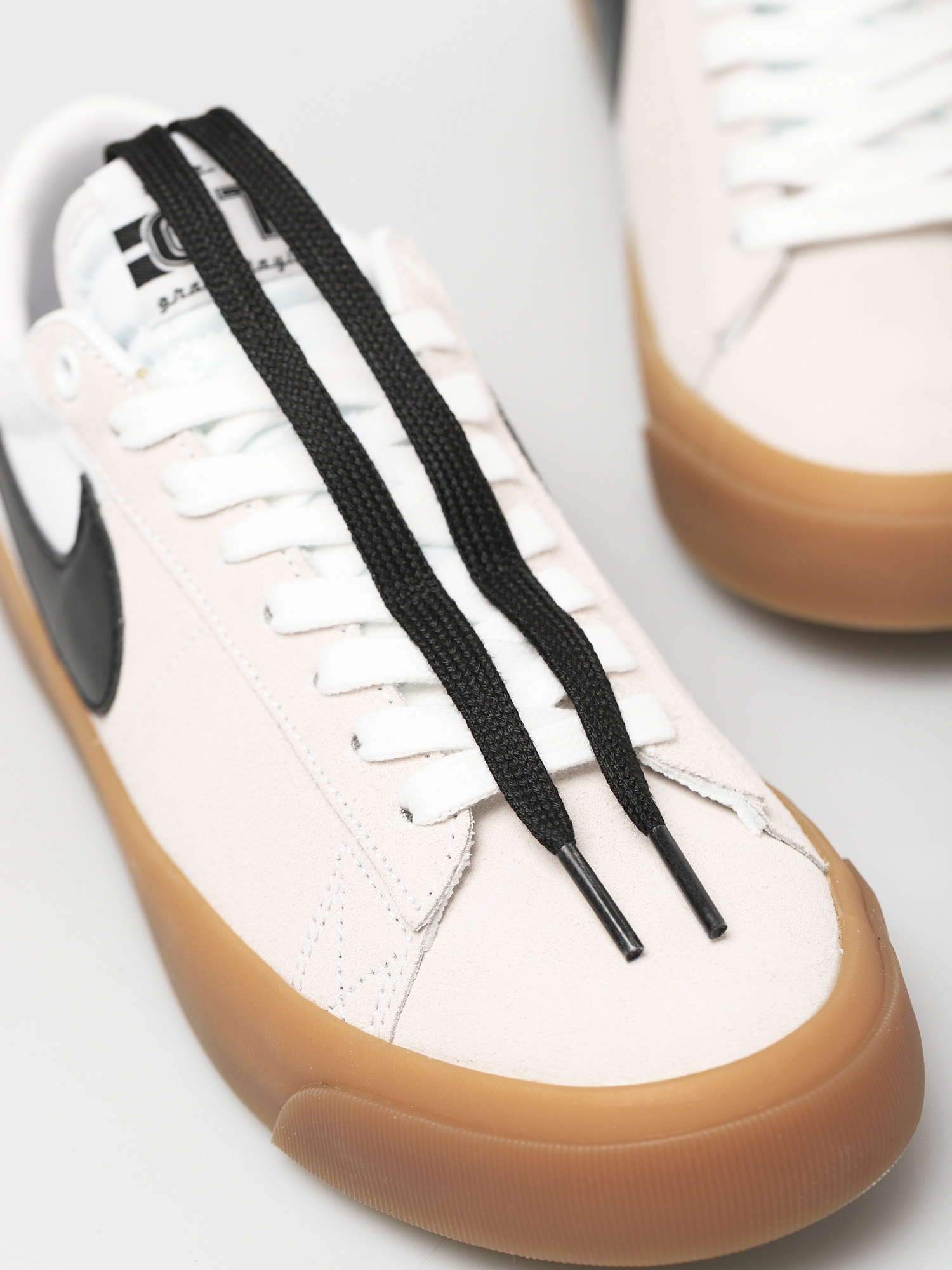 Nike SB Обувки Zoom Blazer Low Pro Gt (white/black white white)