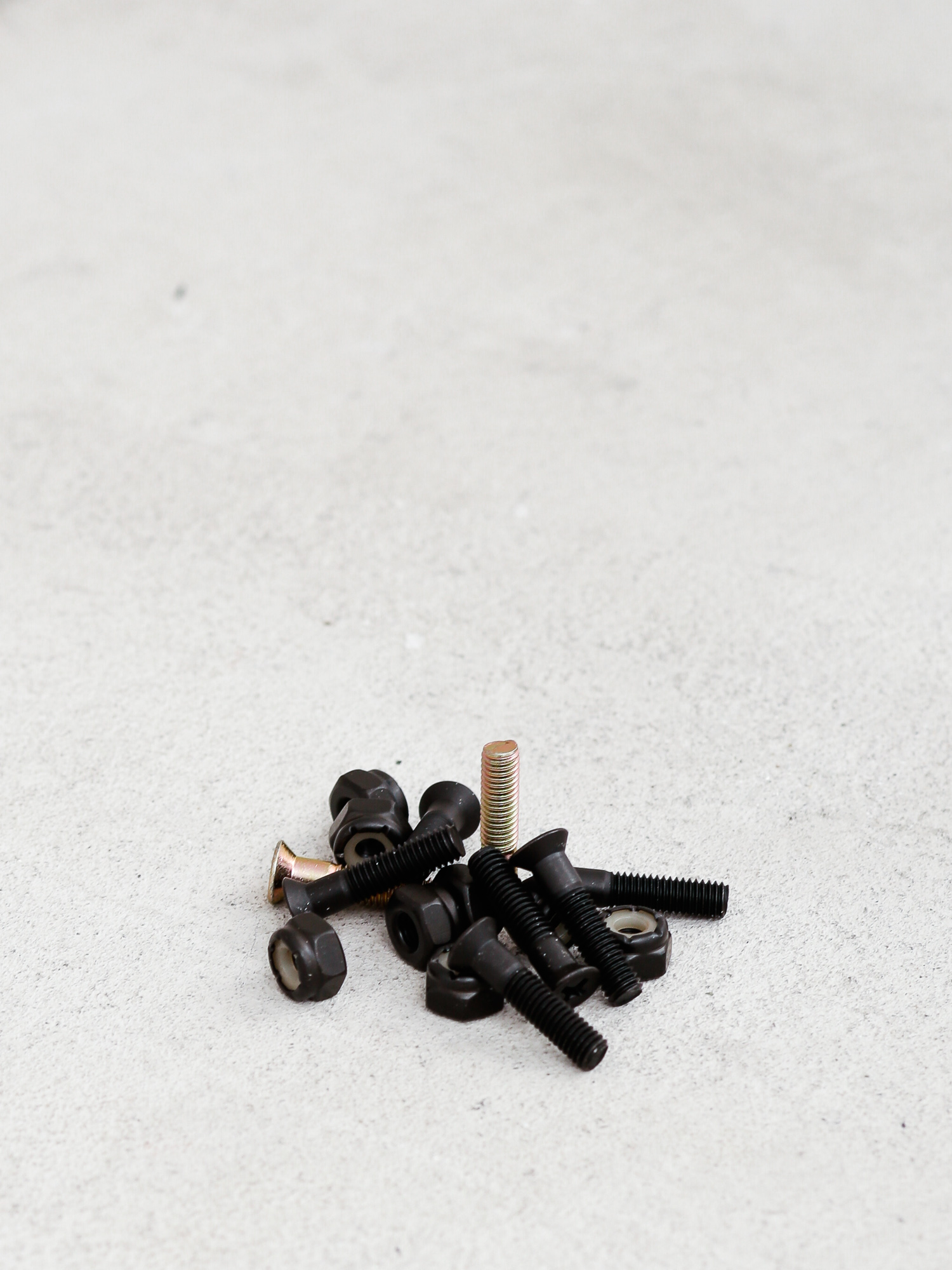 Винтове Hard Luck Phillips Hardware (black/gold)