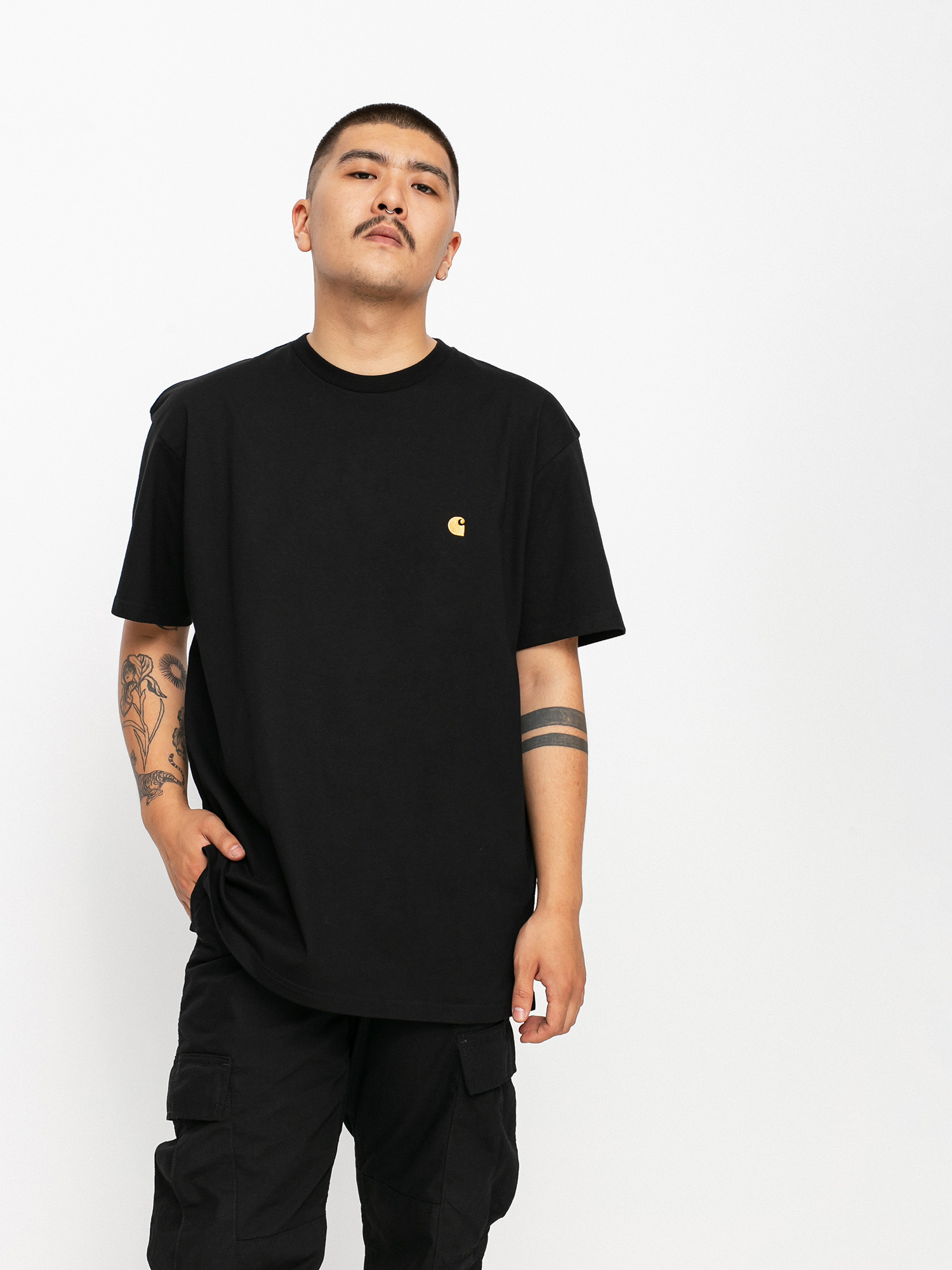 Тениска Carhartt WIP Chase (black/gold)