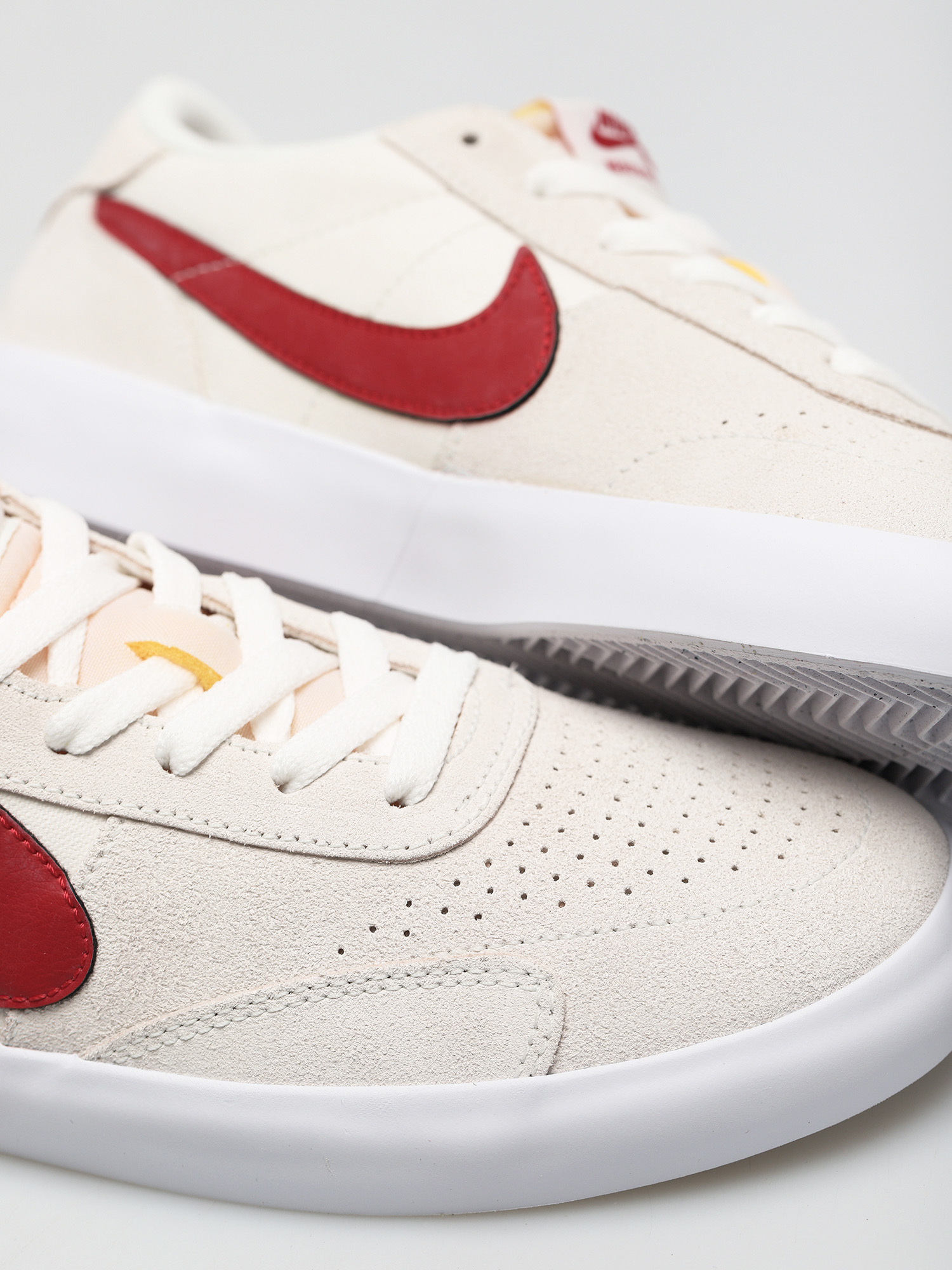 Обувки Nike SB Heritage Vulc (summit white/gym red summit white white)