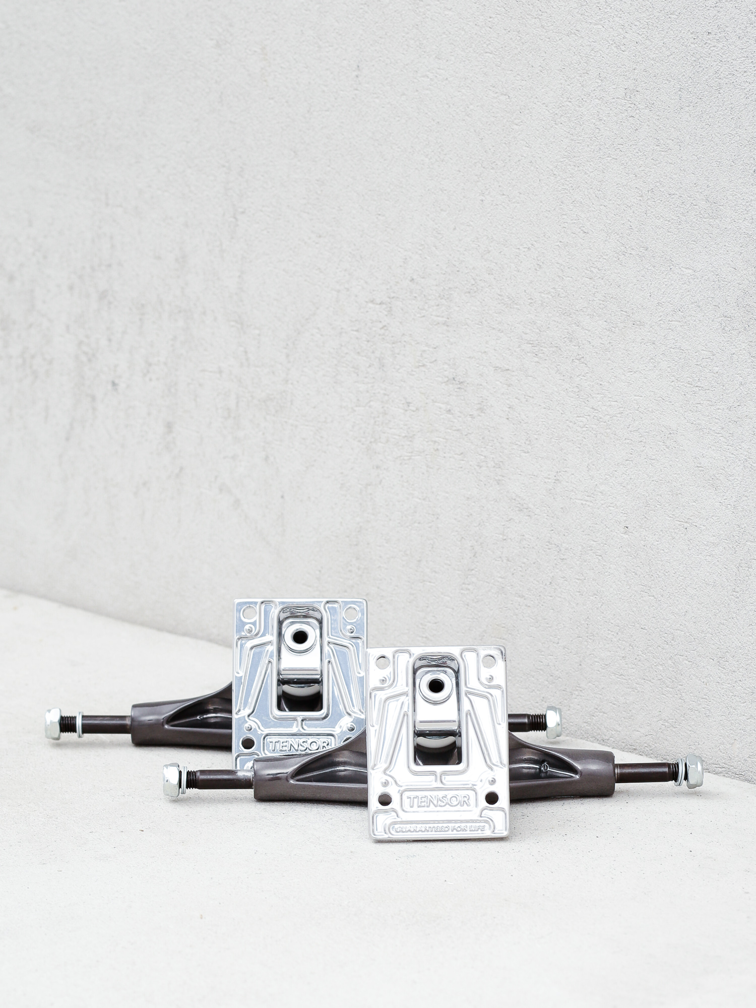 Колесари Tensor Mag Light Glossy (gunmetal/silver)