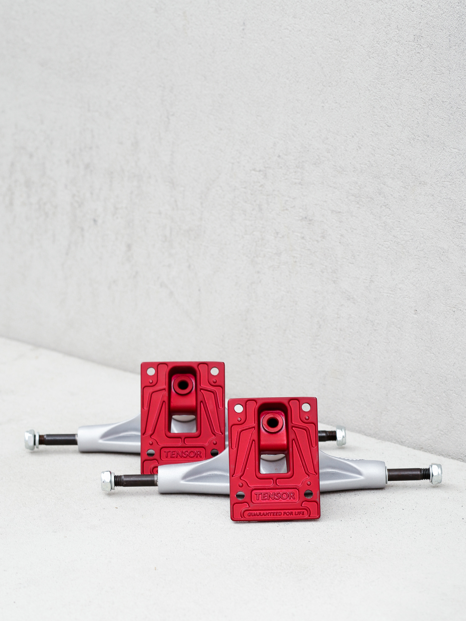 Колесари Tensor Mag Light Reflect (silver/red)