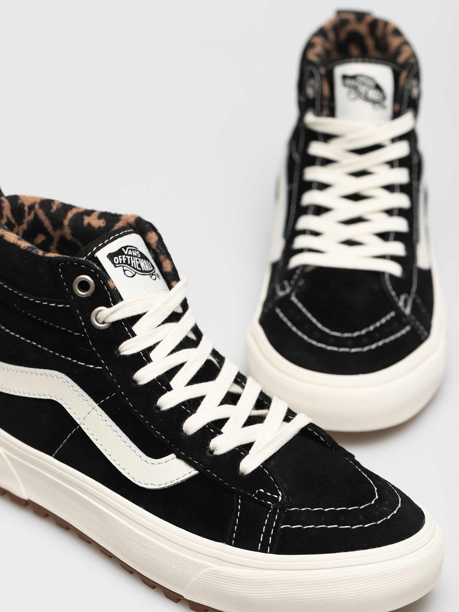Обувки Vans Sk8 Hi MTE 1 (suede/black/leopard)