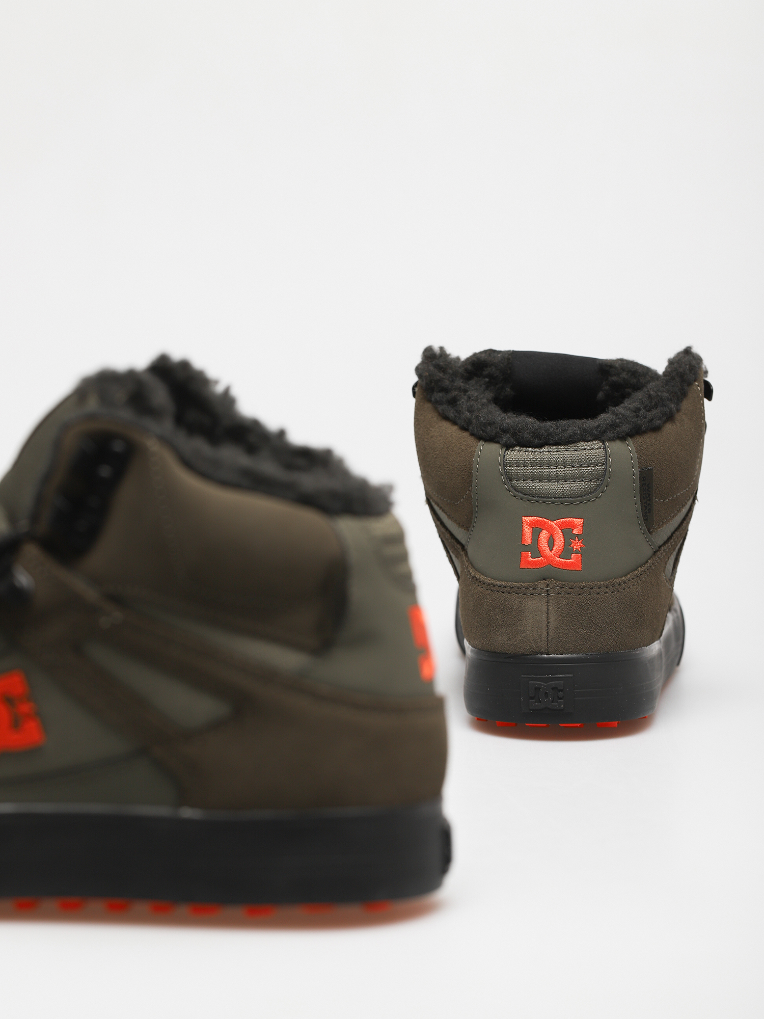 DC Обувки Pure High Top Wc Wnt (dusty olive/orange)