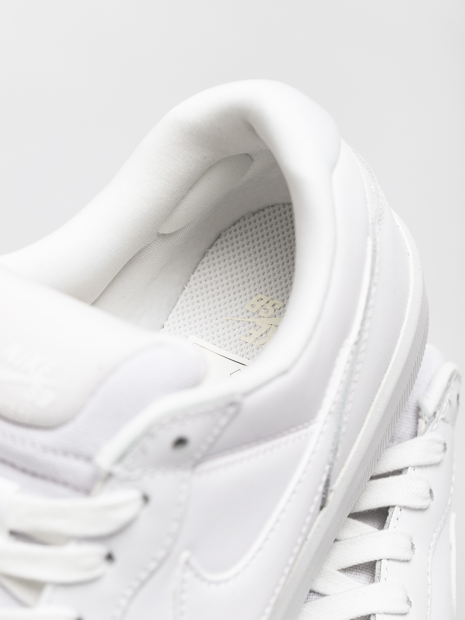 Обувки Nike SB Force 58 Premium Leather (white/white white white)