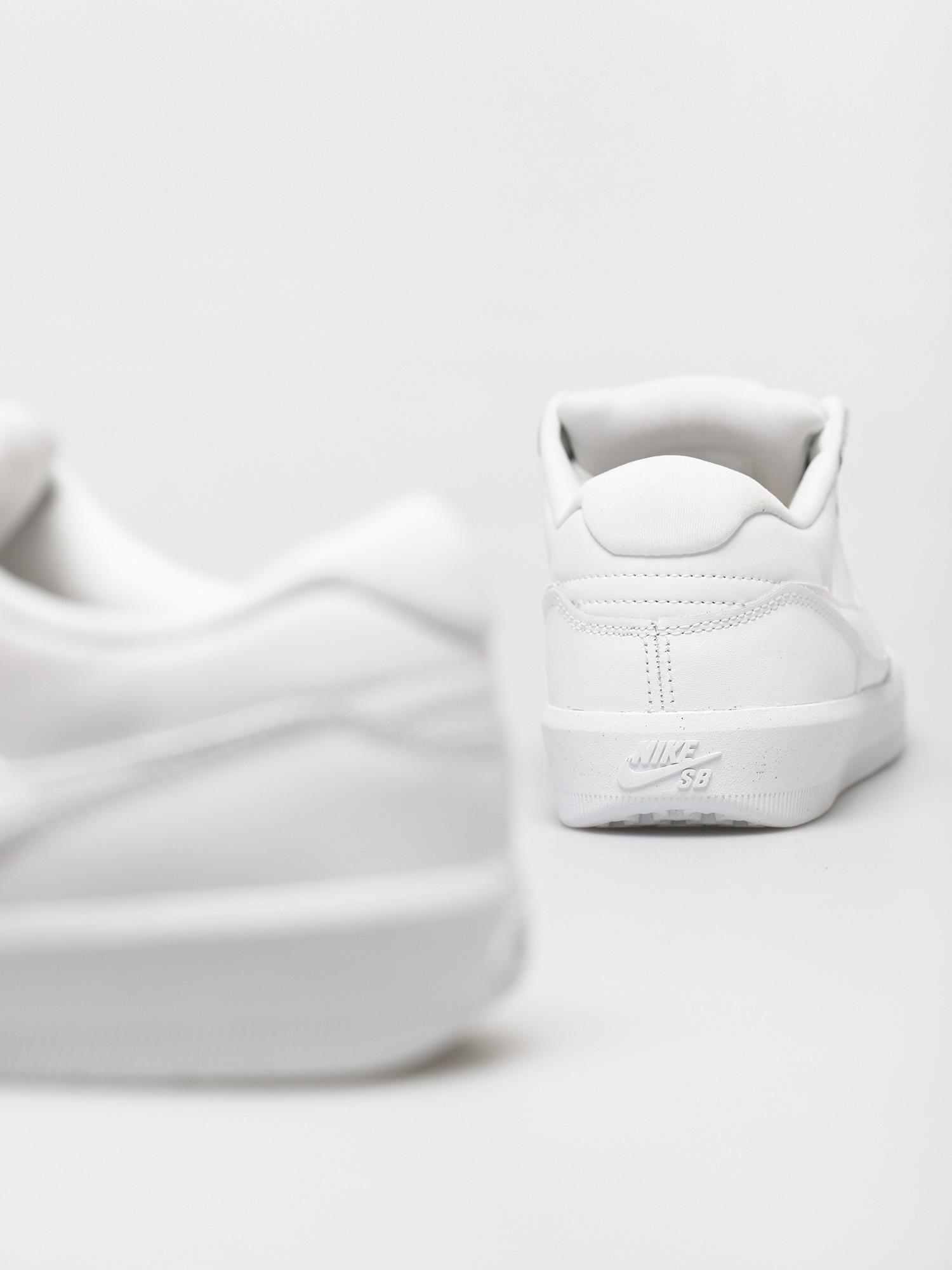 Обувки Nike SB Force 58 Premium Leather (white/white white white)