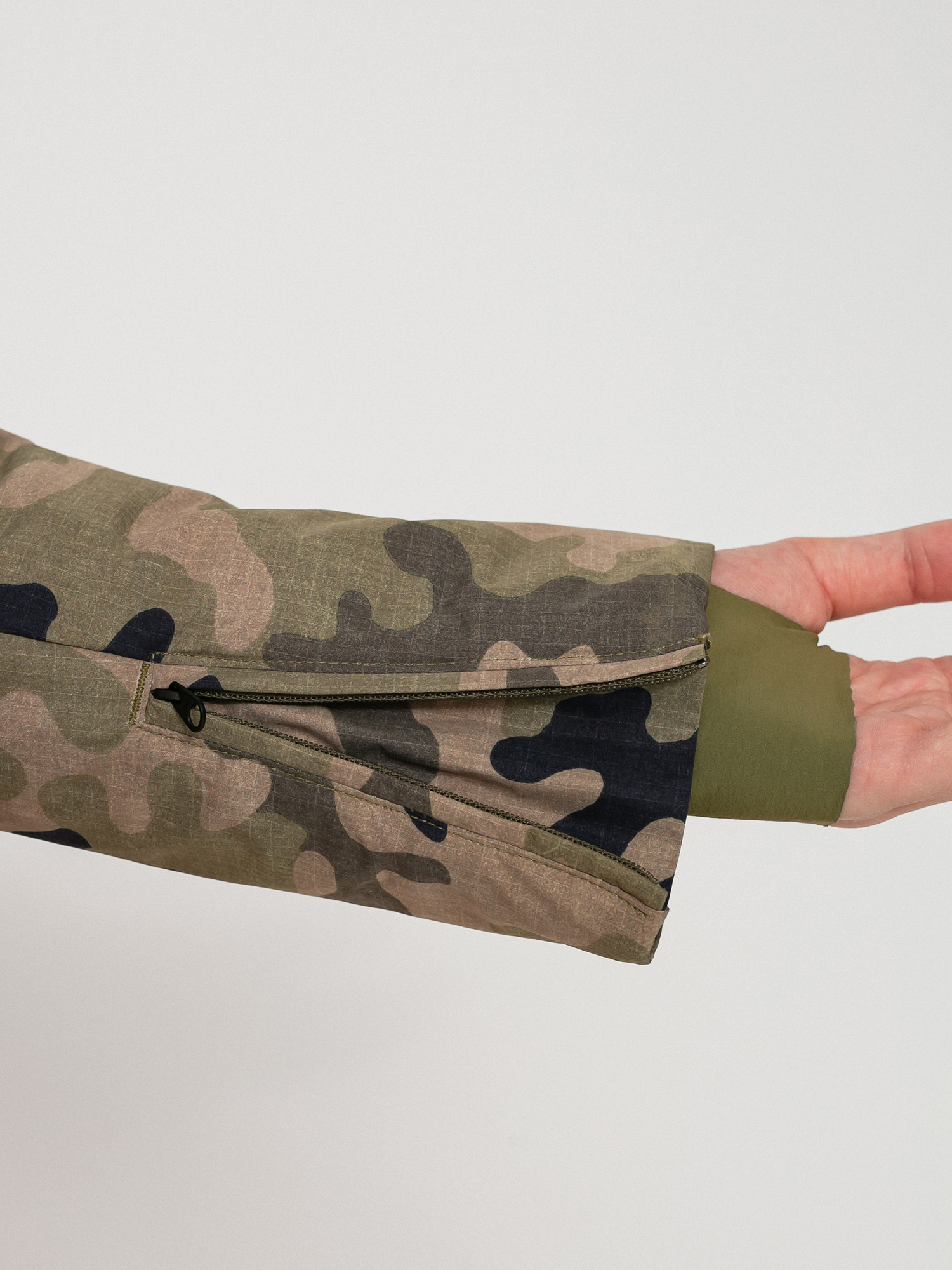 Дамска Сноуборд яке Burton Keelan (creme brulee/martini olive terra camo)