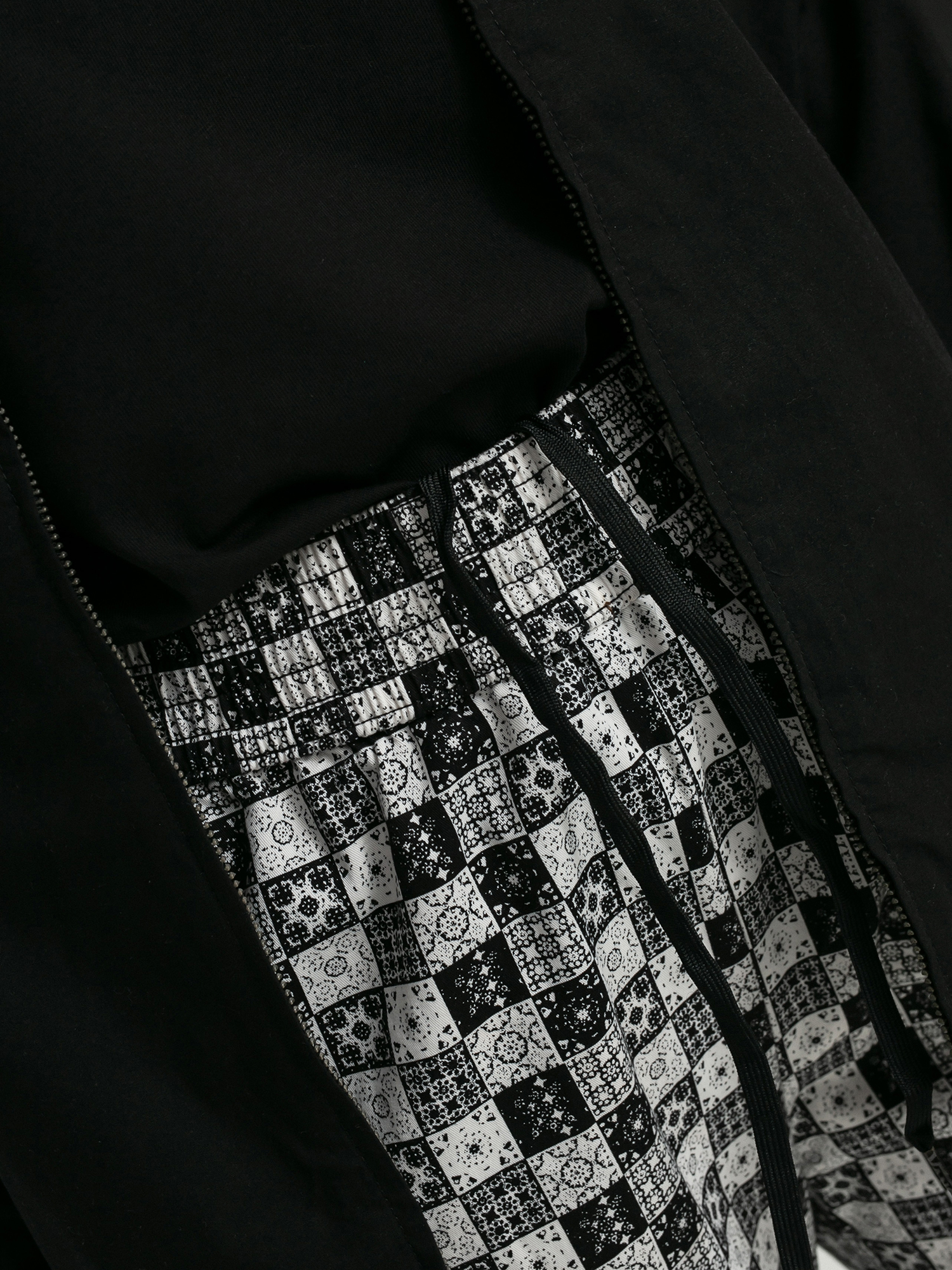 Панталони Vans X Skateistan Wmn (black)