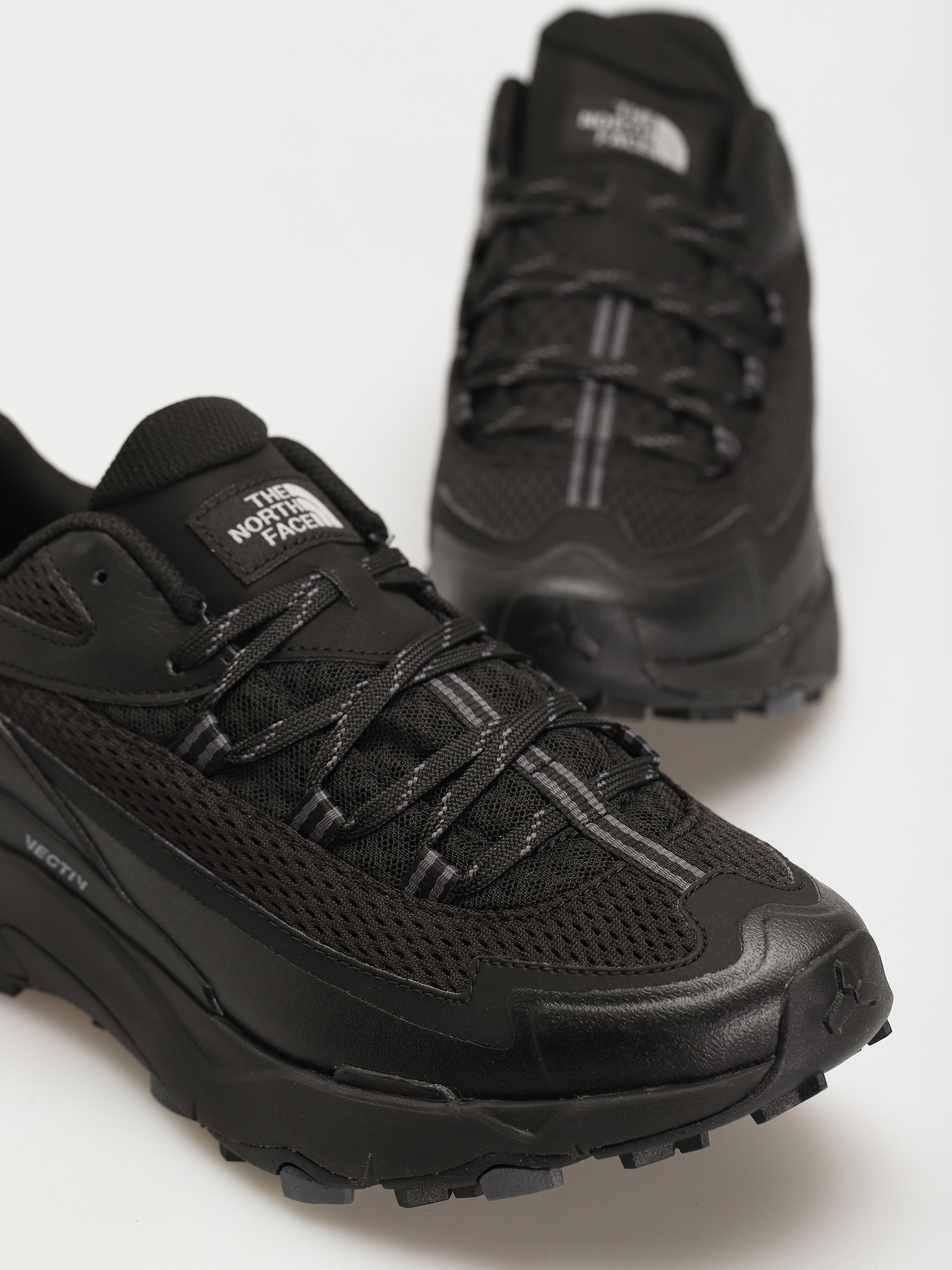 Обувки The North Face Vectiv Taraval (tnf black/tnf black)