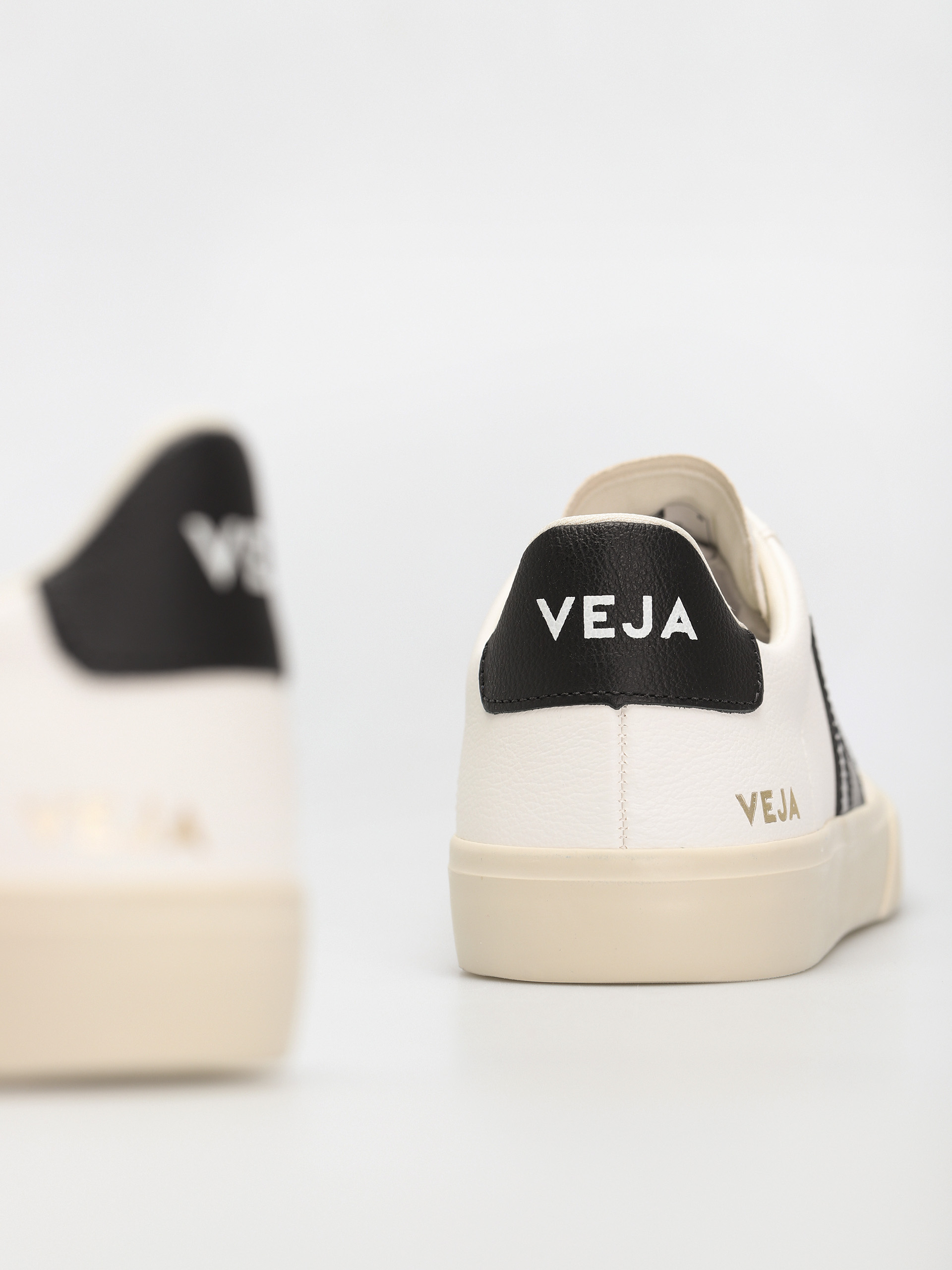 Обувки Veja Campo (extra white black)