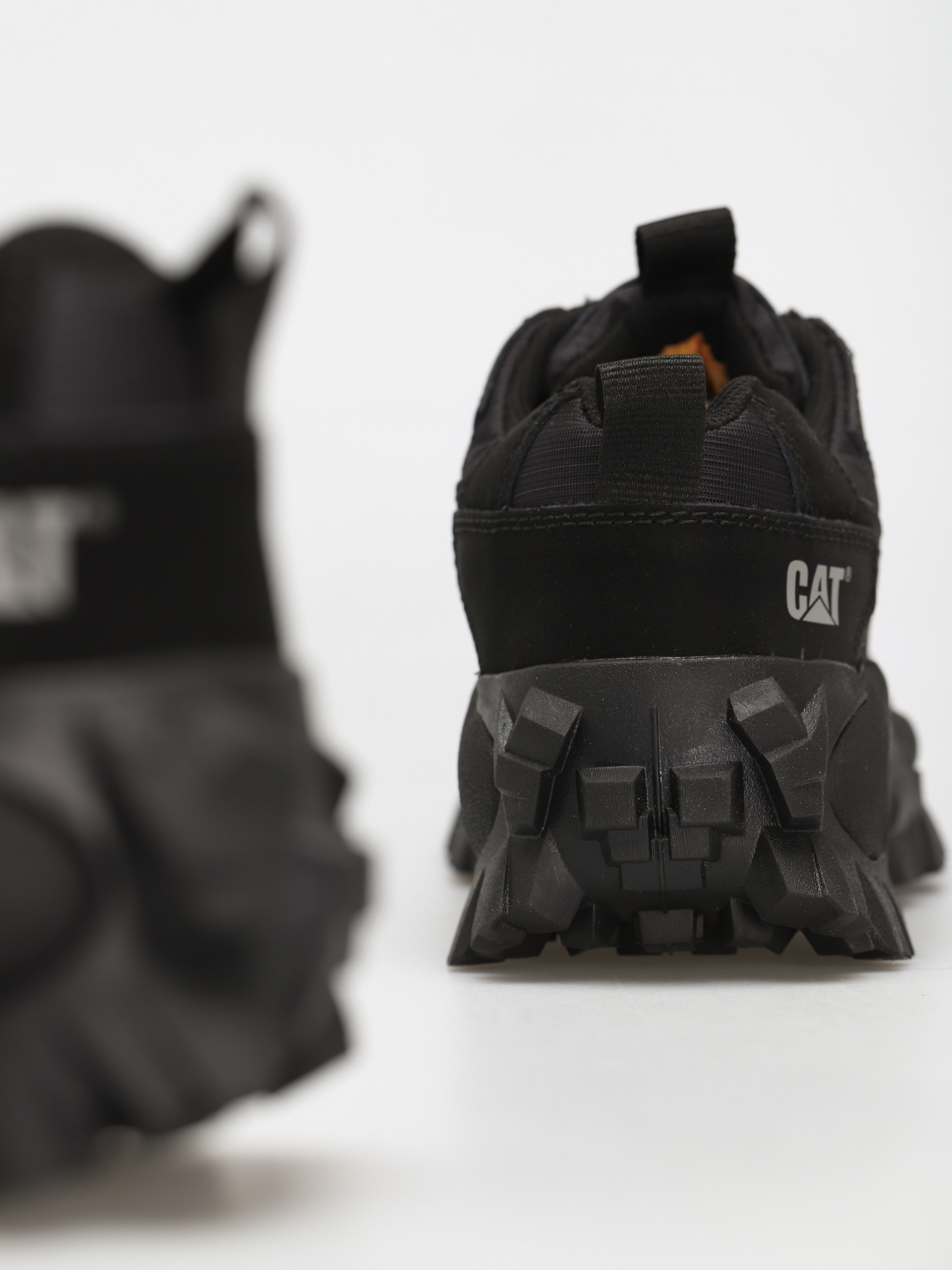 Обувки Caterpillar Intruder (black out)