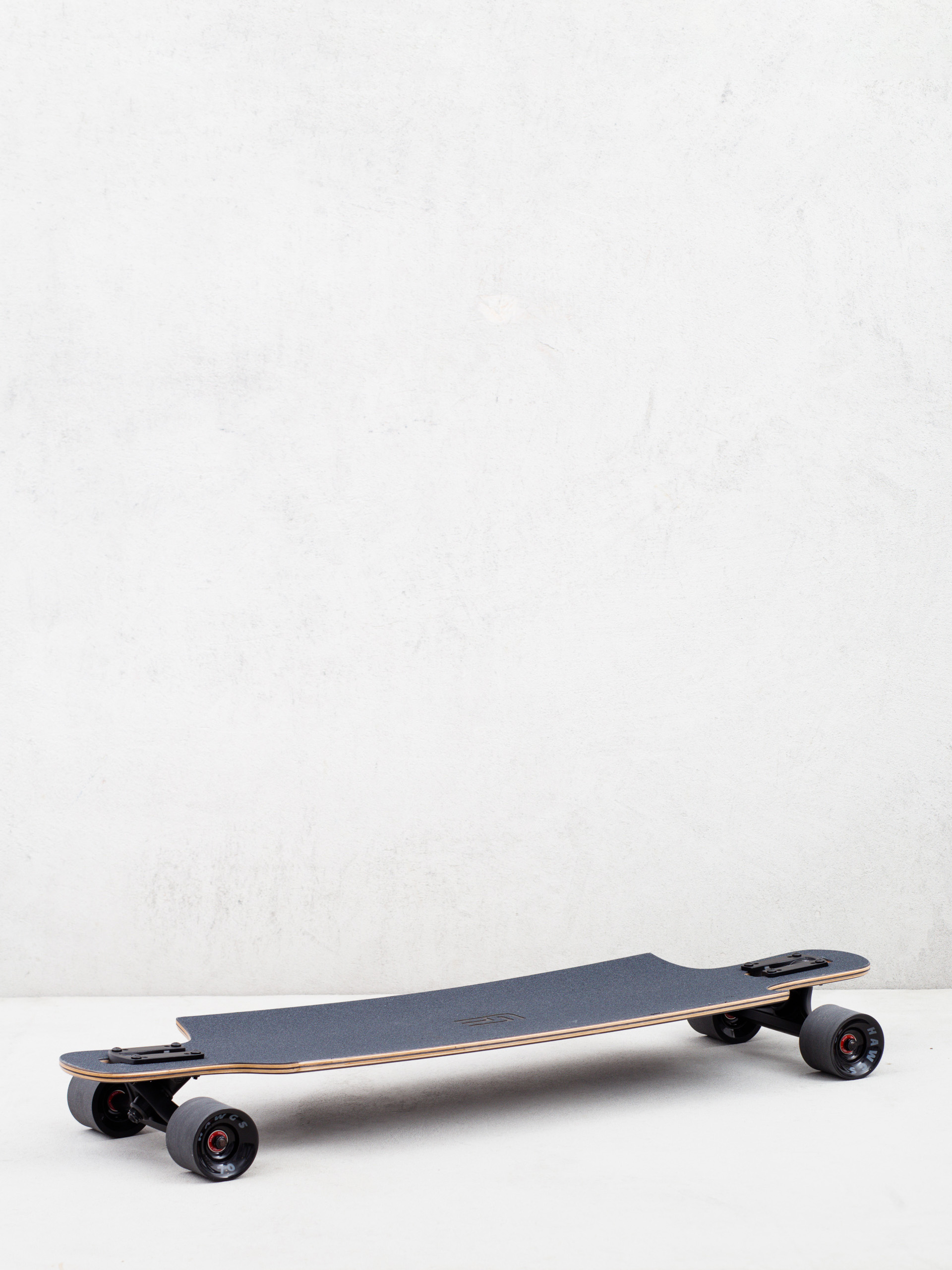 Лонгърборд Landyachtz Drop Hammer (black pinecone)