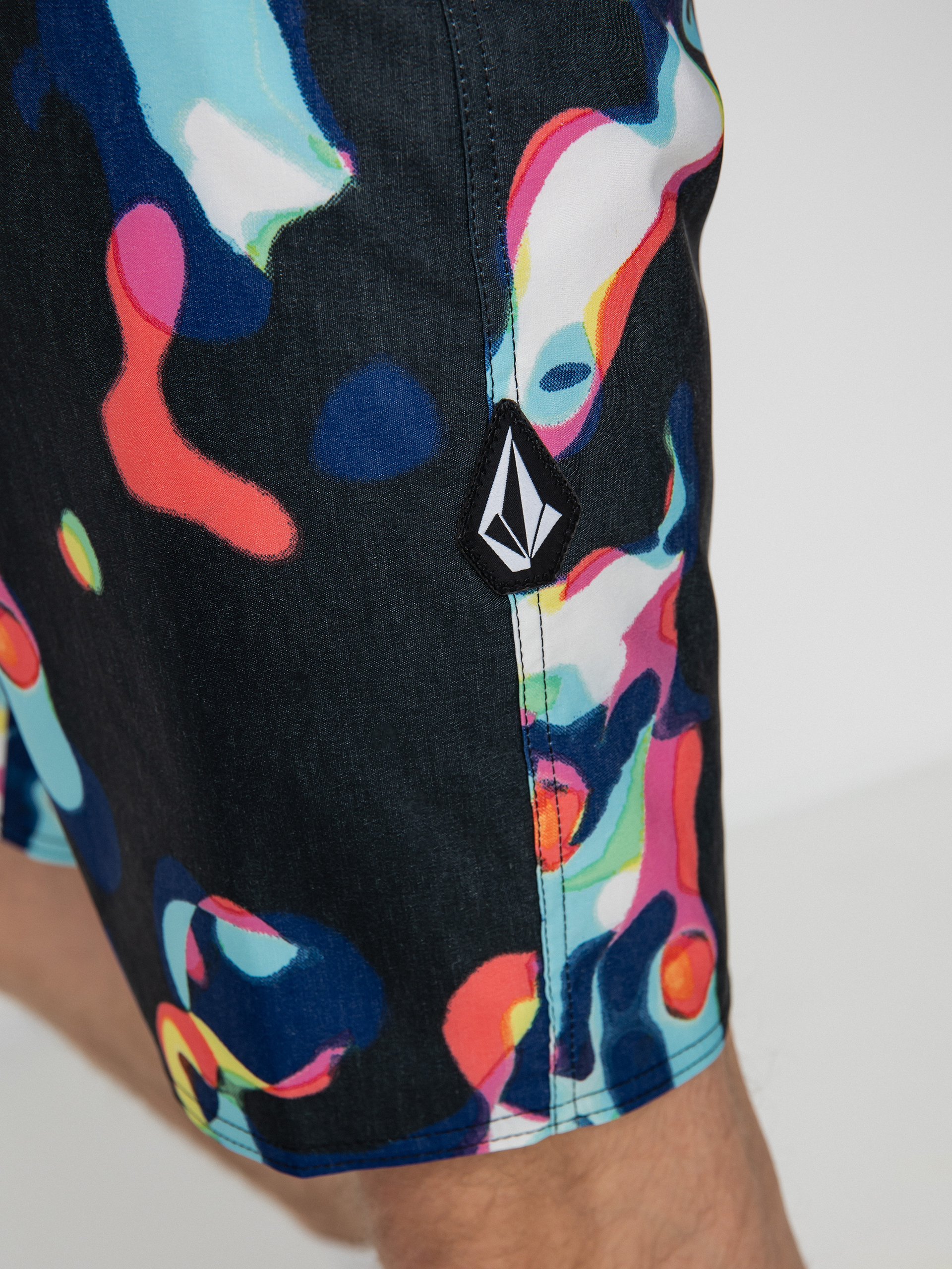 Плажни къси панталони Volcom Saturate Stoney 19 (black)