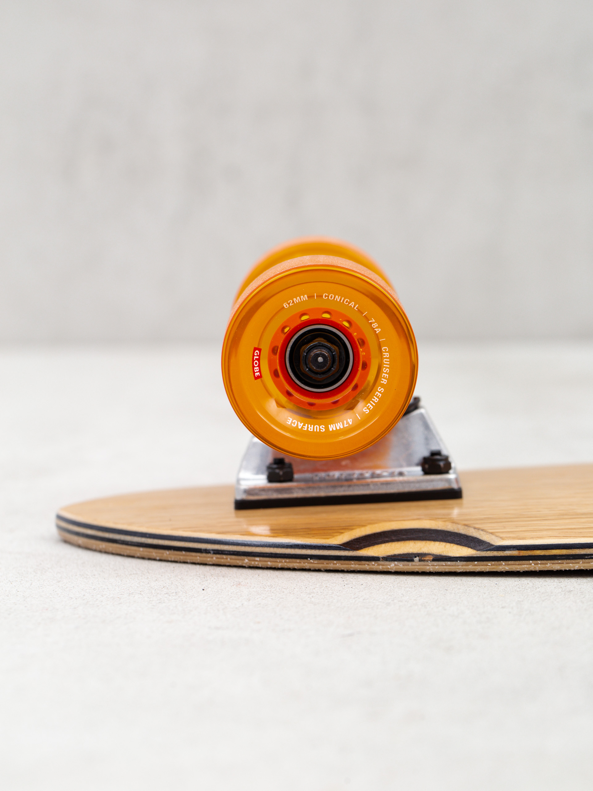 Крузер Globe Blazer (white oak/concrete)