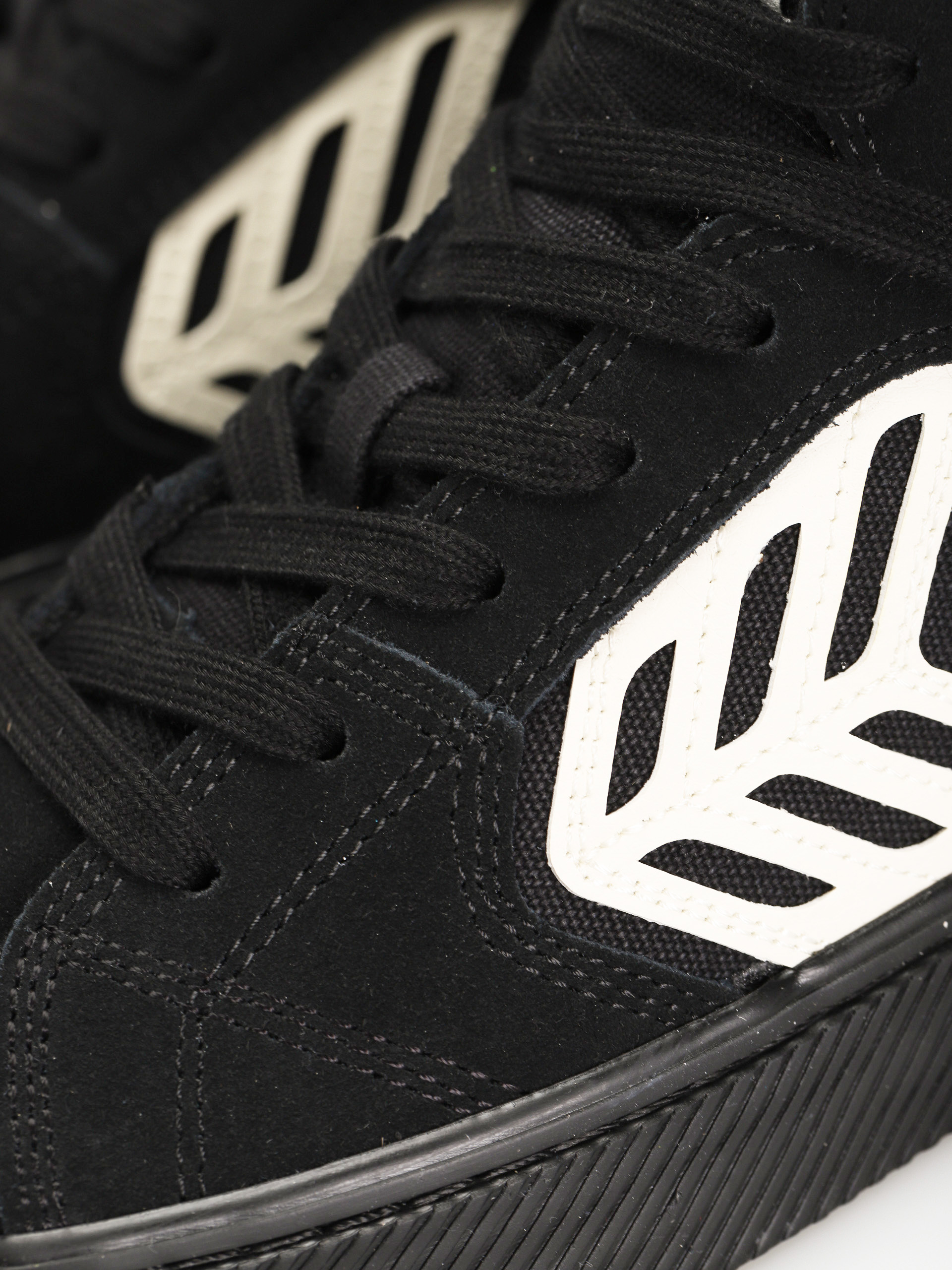 Обувки Cariuma Catiba High Pro (all black suede and canvas ivory logo)