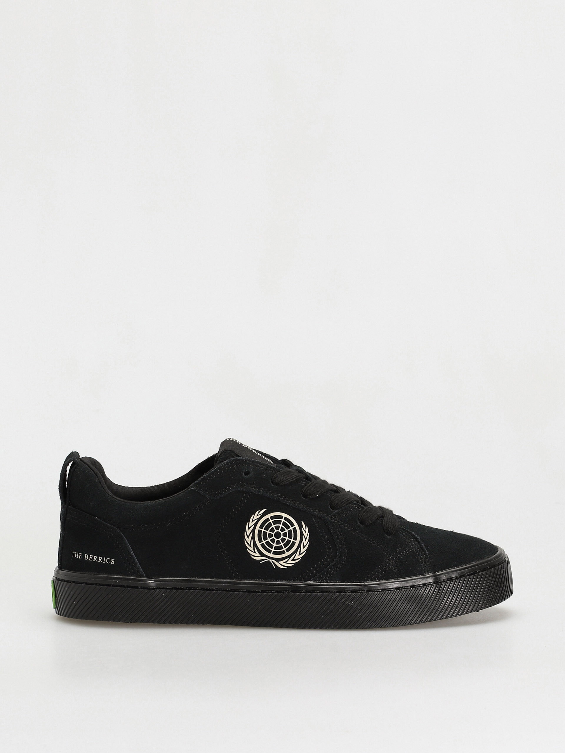 Cariuma Обувки Catiba Pro Berrics (jet black suede)