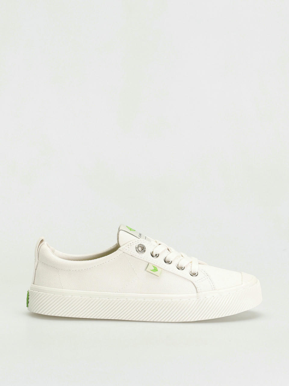 Cariuma Обувки Oca Low (off white canvas)