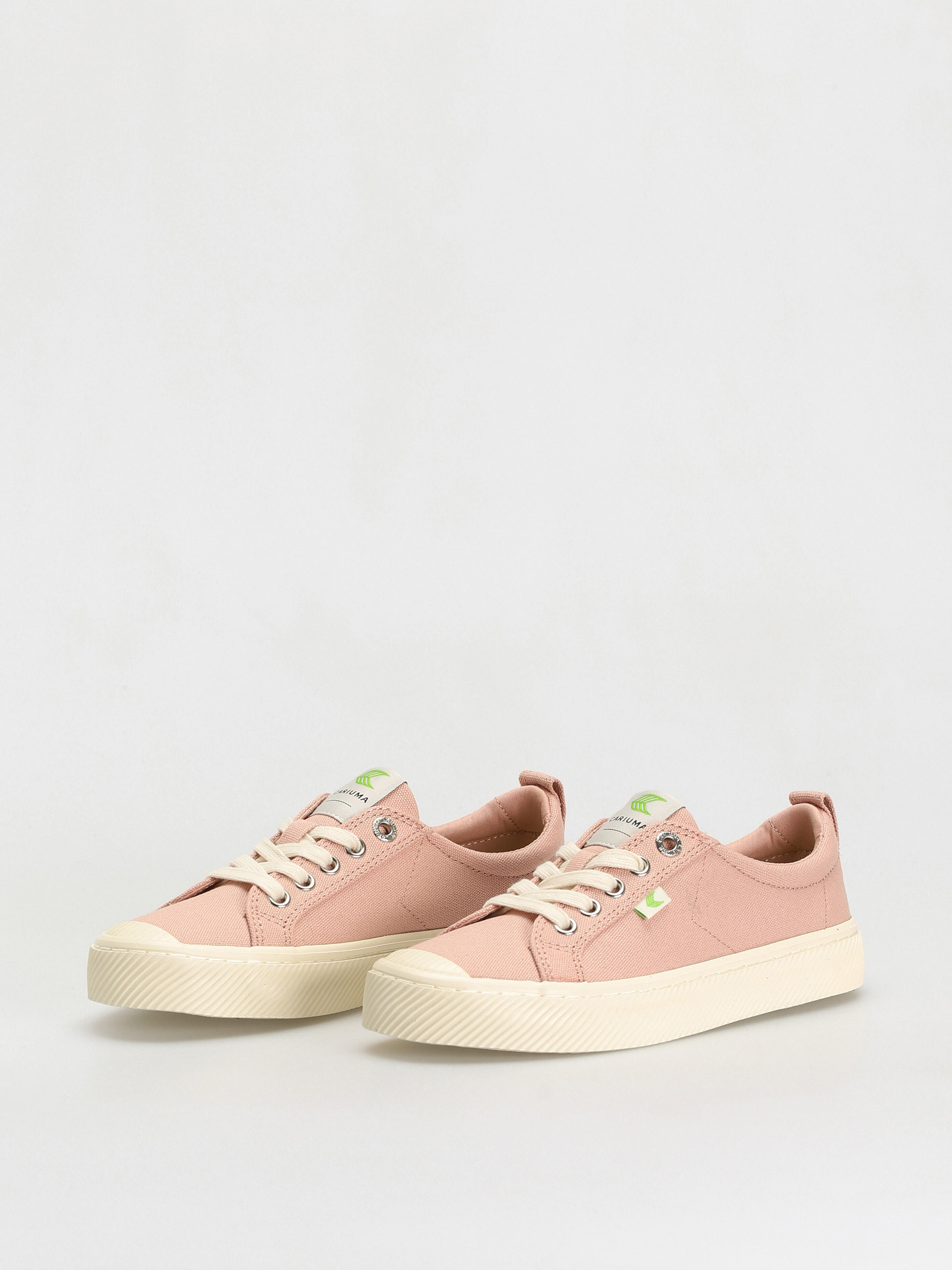 Обувки Cariuma Oca Low (rose canvas)