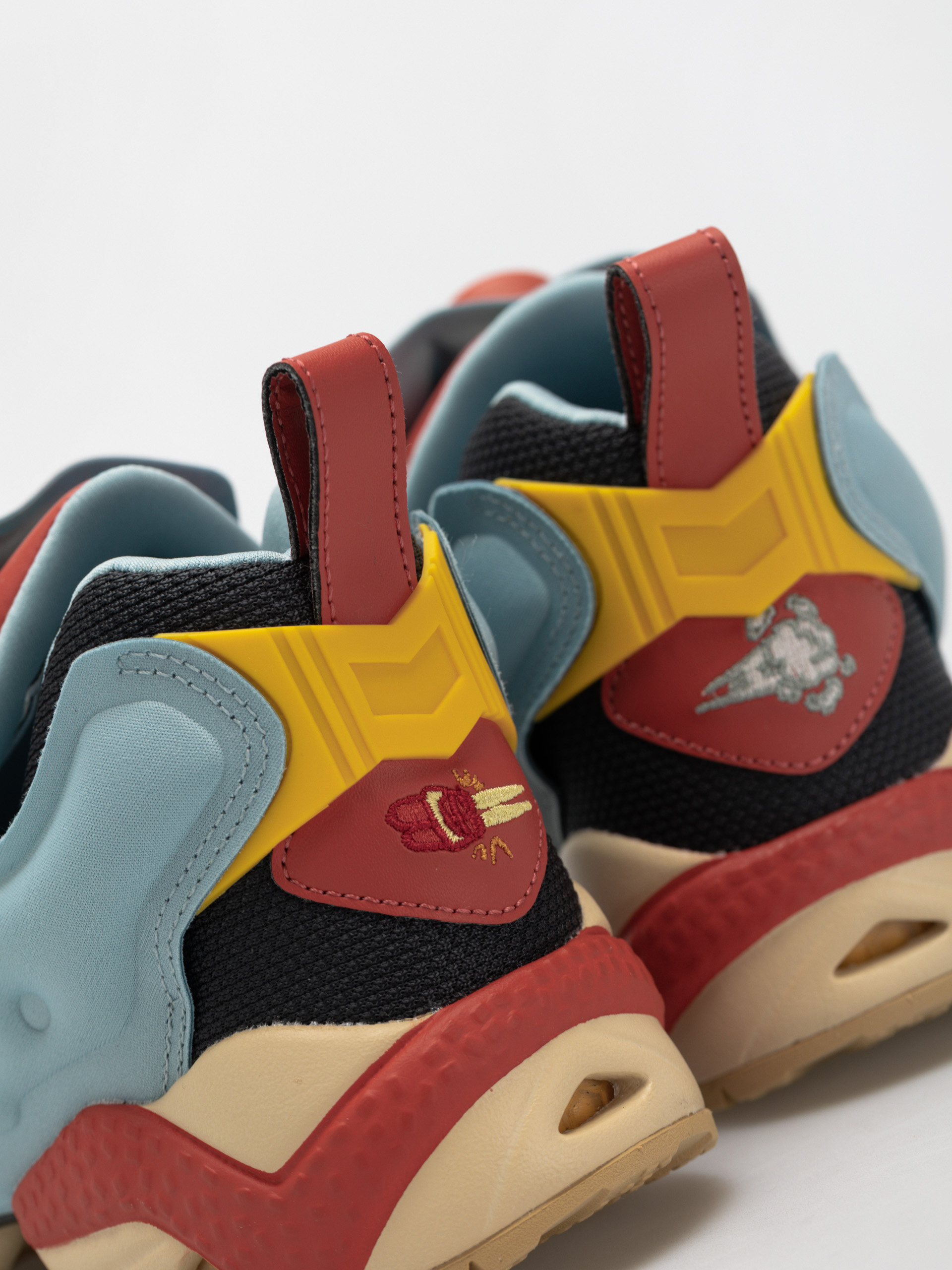 Reebok Обувки Instapump Fury 95 (whstea/rhodon/alwyel)