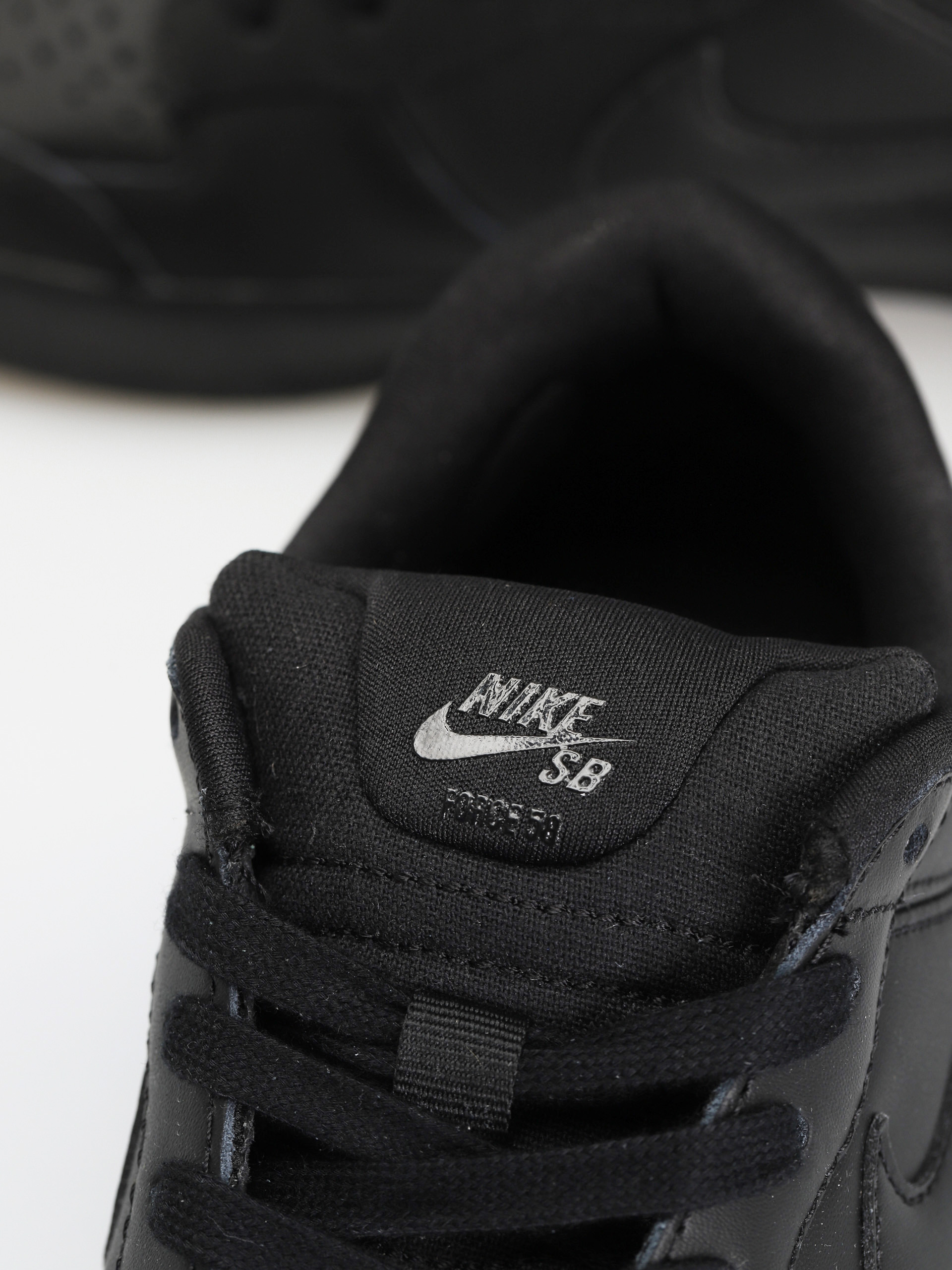 Nike SB Обувки Force 58 Premium Leather (black/black black black)