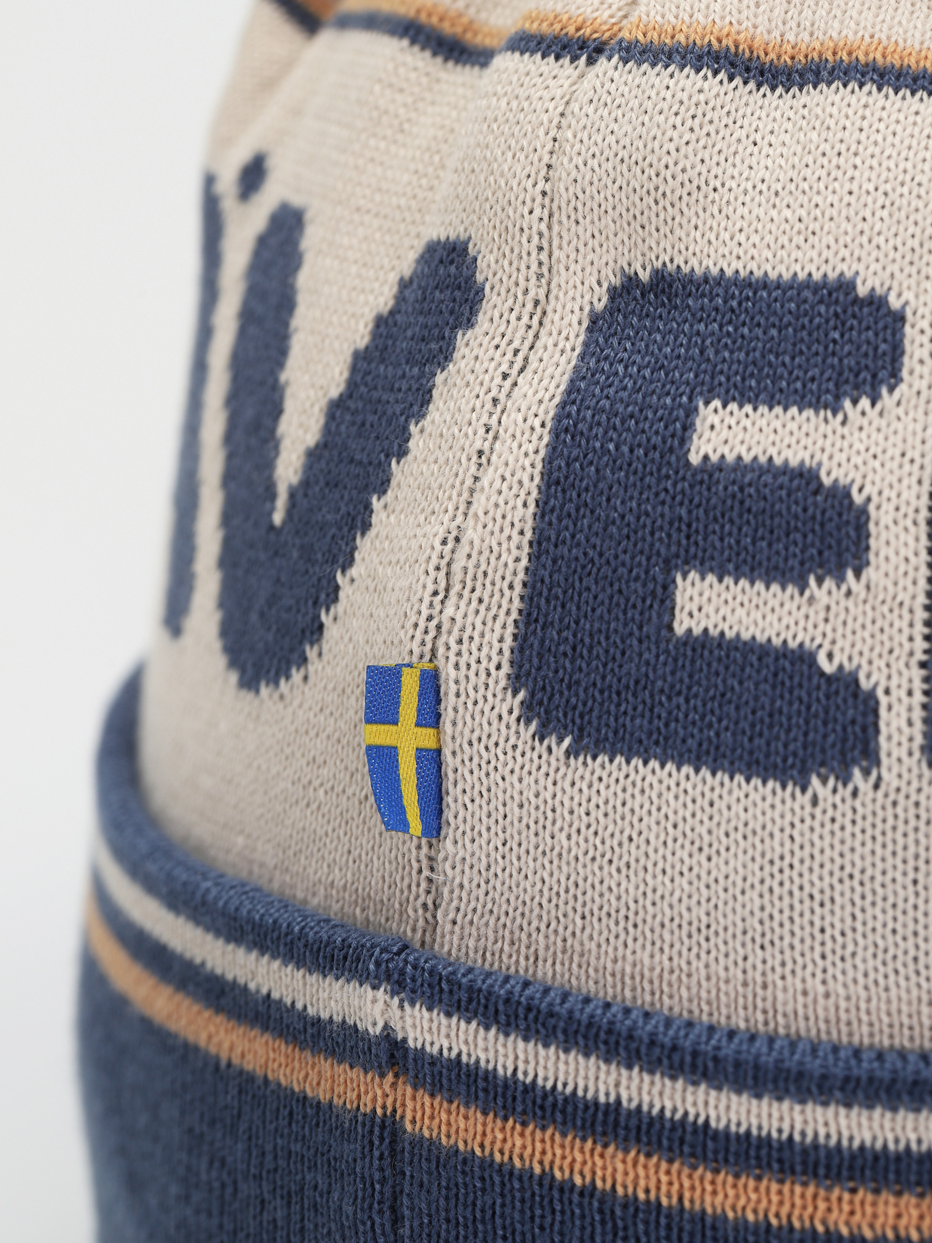 Fjallraven Шапка Pom Hat (chalk white/indigo blue)