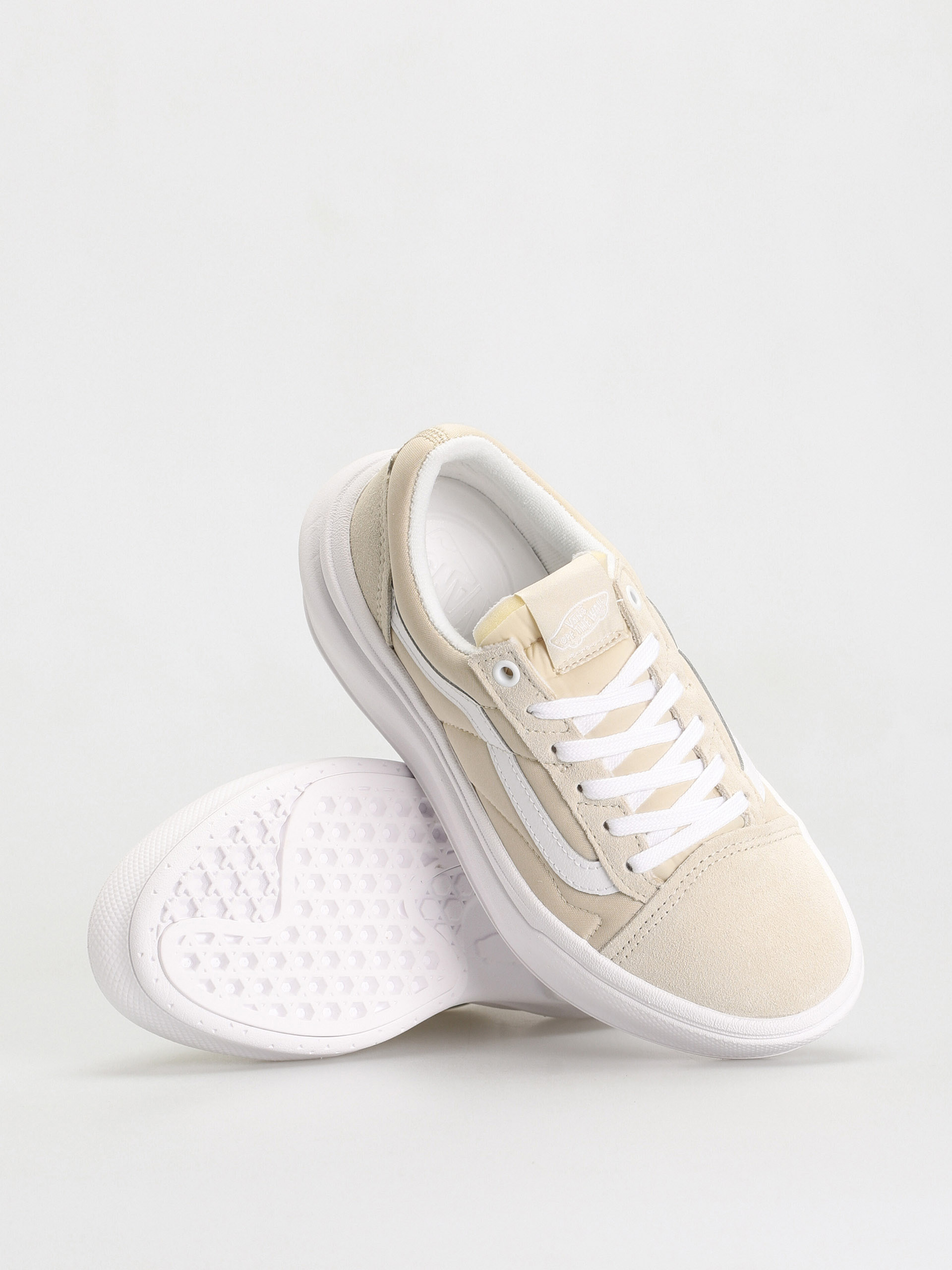 Vans Обувки Old Skool Overt CC (sand/white)