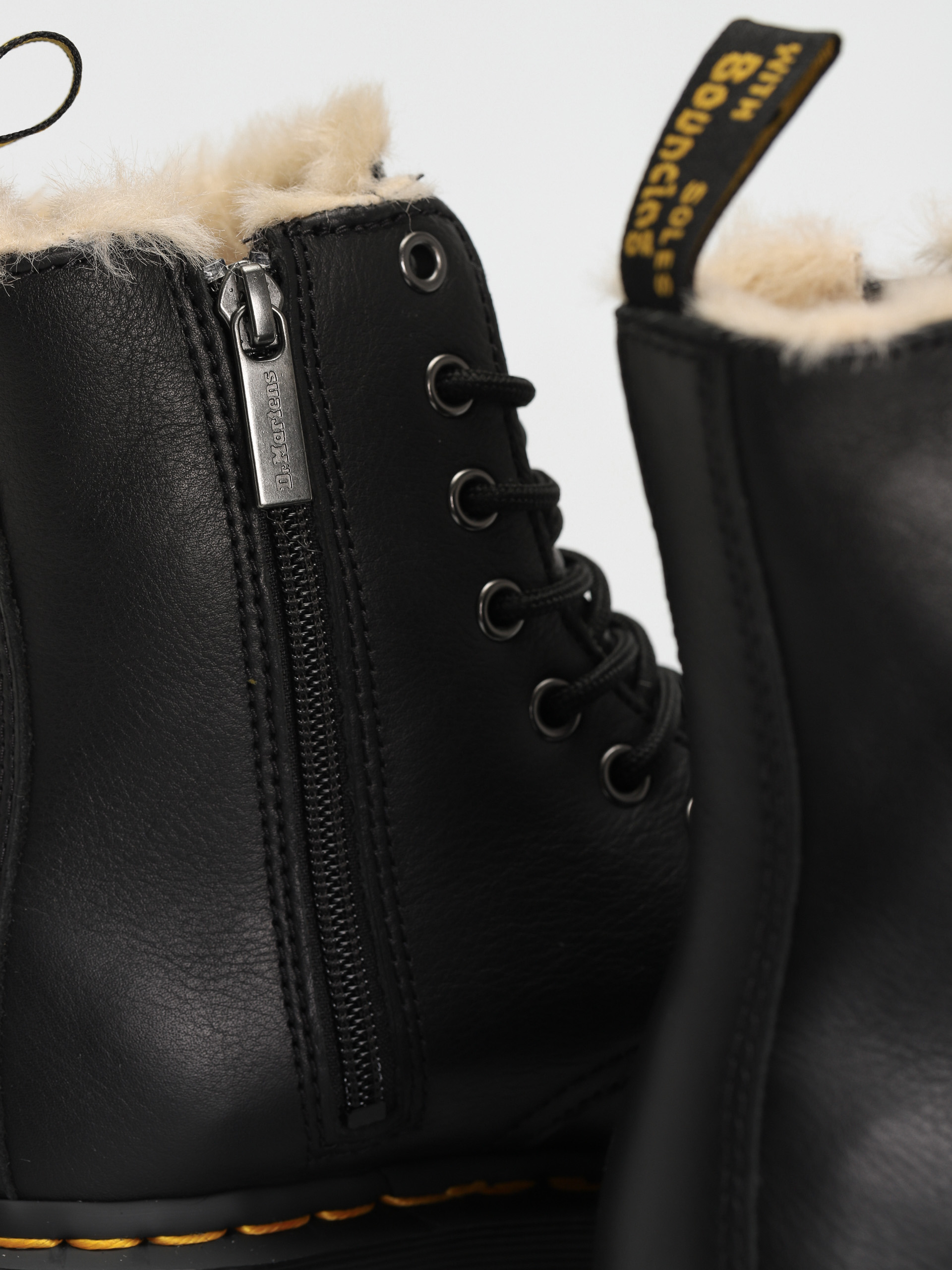 Dr. Martens Обувки Jadon FL Wmn (black pisa natural em toby 900g)