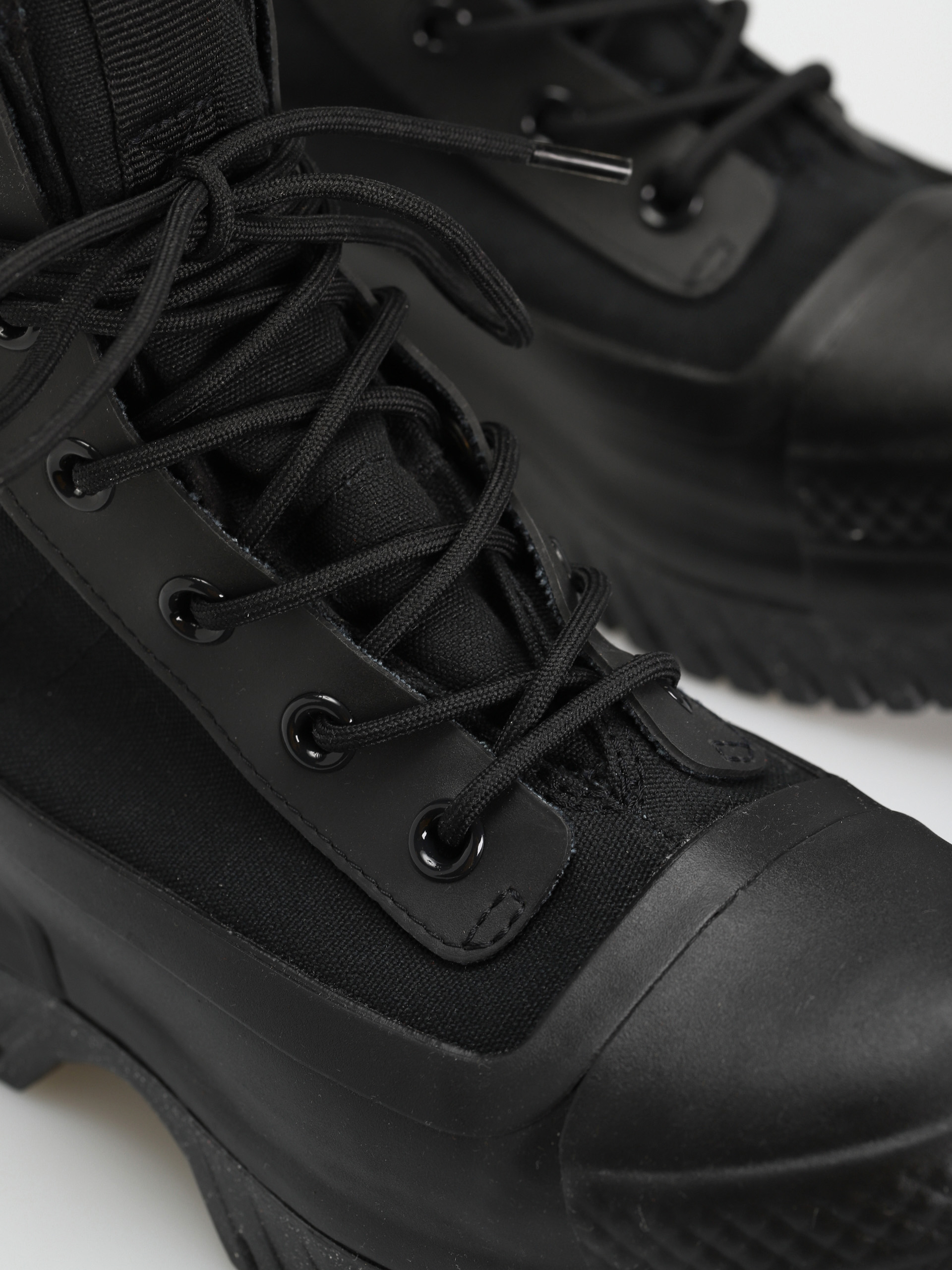 Converse Обувки Chuck Taylor All Star Lugged 2.0 Cc X-Hi (black/black)