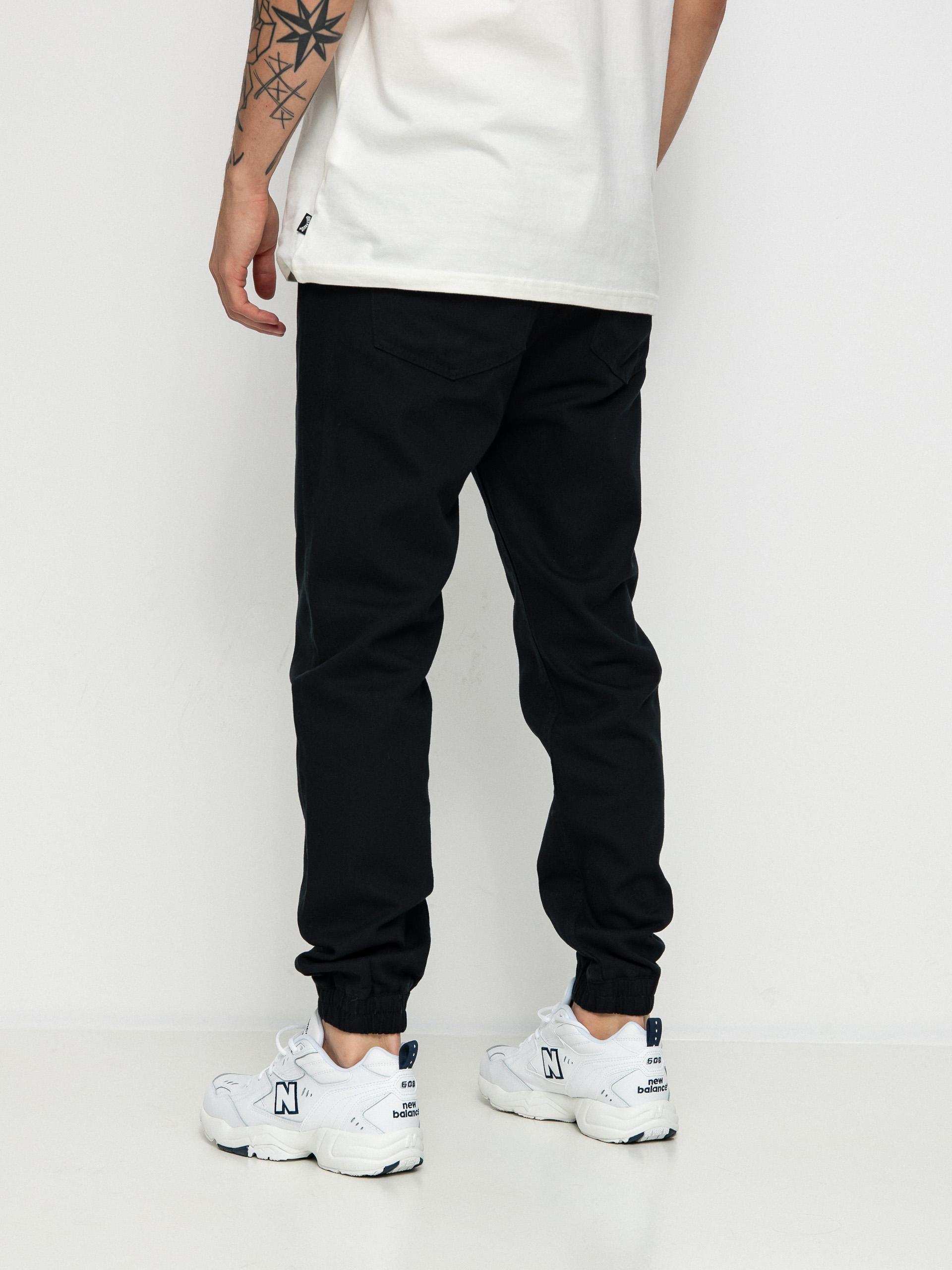 MassDnm Панталони Signature 2.0 Joggers Sneaker Fit (black)