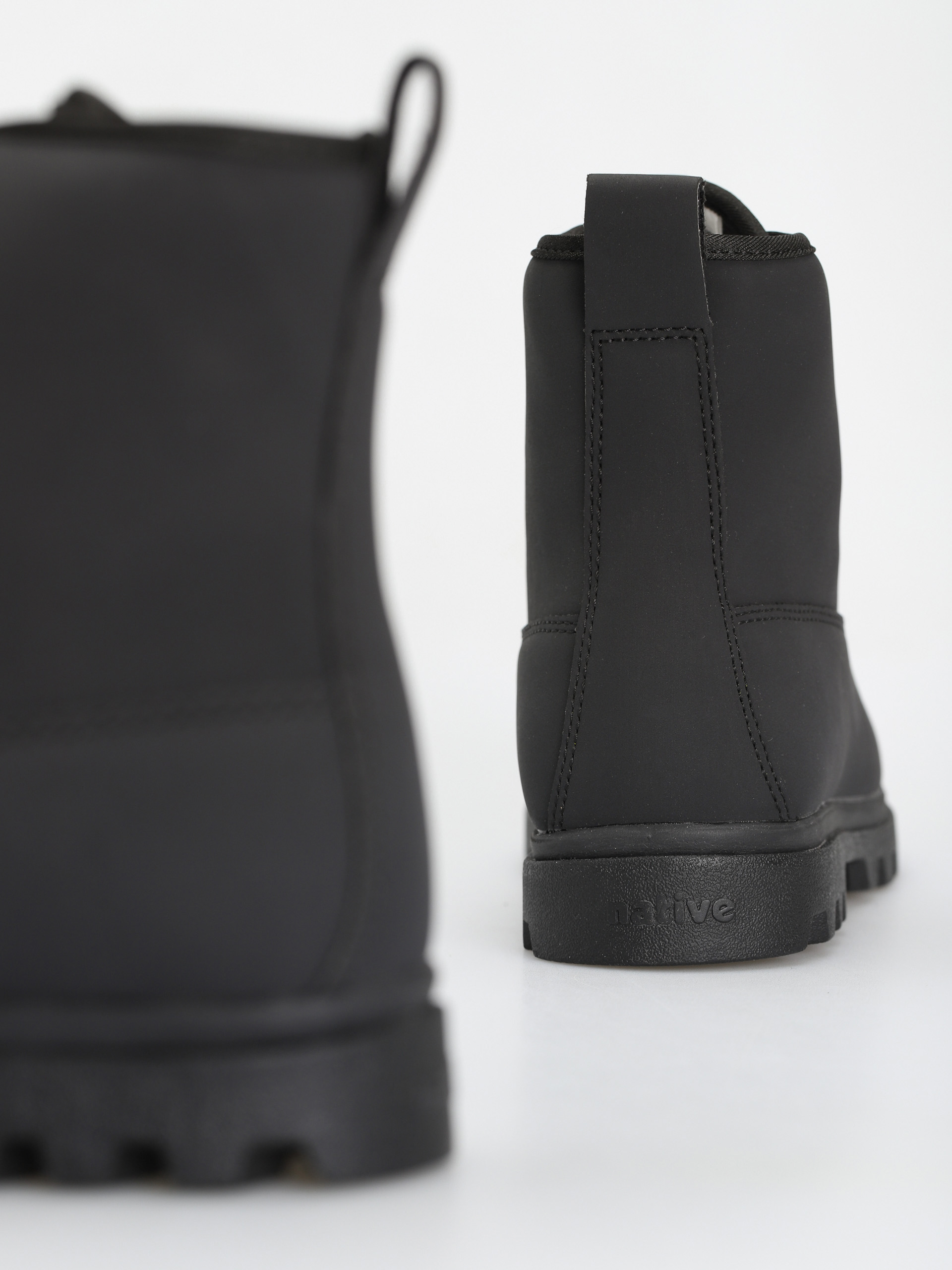 Native Зимни обувки Johnny Treklite (jiffy black/jiffy black/victoria blue)