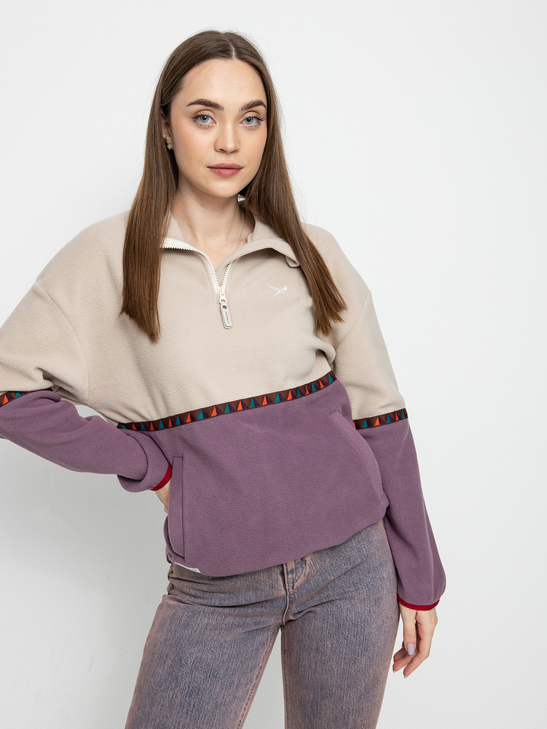 Iriedaily u041fu043eu043bu0430u0440u0435u043du0438 u0441u0443u0438u0442u0448u044au0440u0442u0438 Holina Fleece Troyer Wmn (beige)