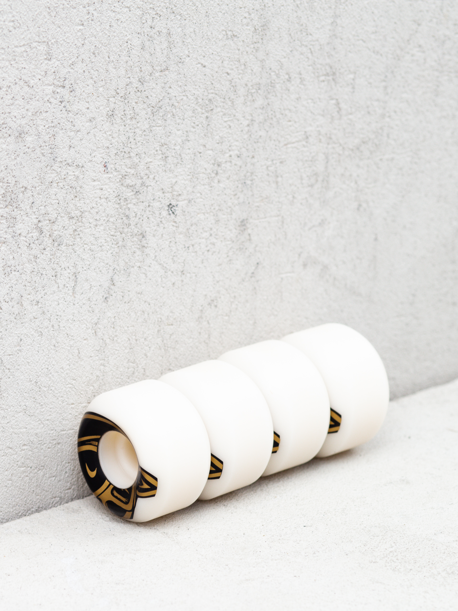 Pig Колелца Prime C Line (white/black/gold)